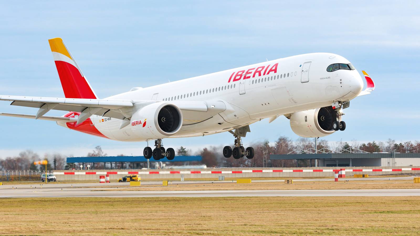 Iberia Flies Women's World Cup Winners Back To Madrid On An Airbus A350