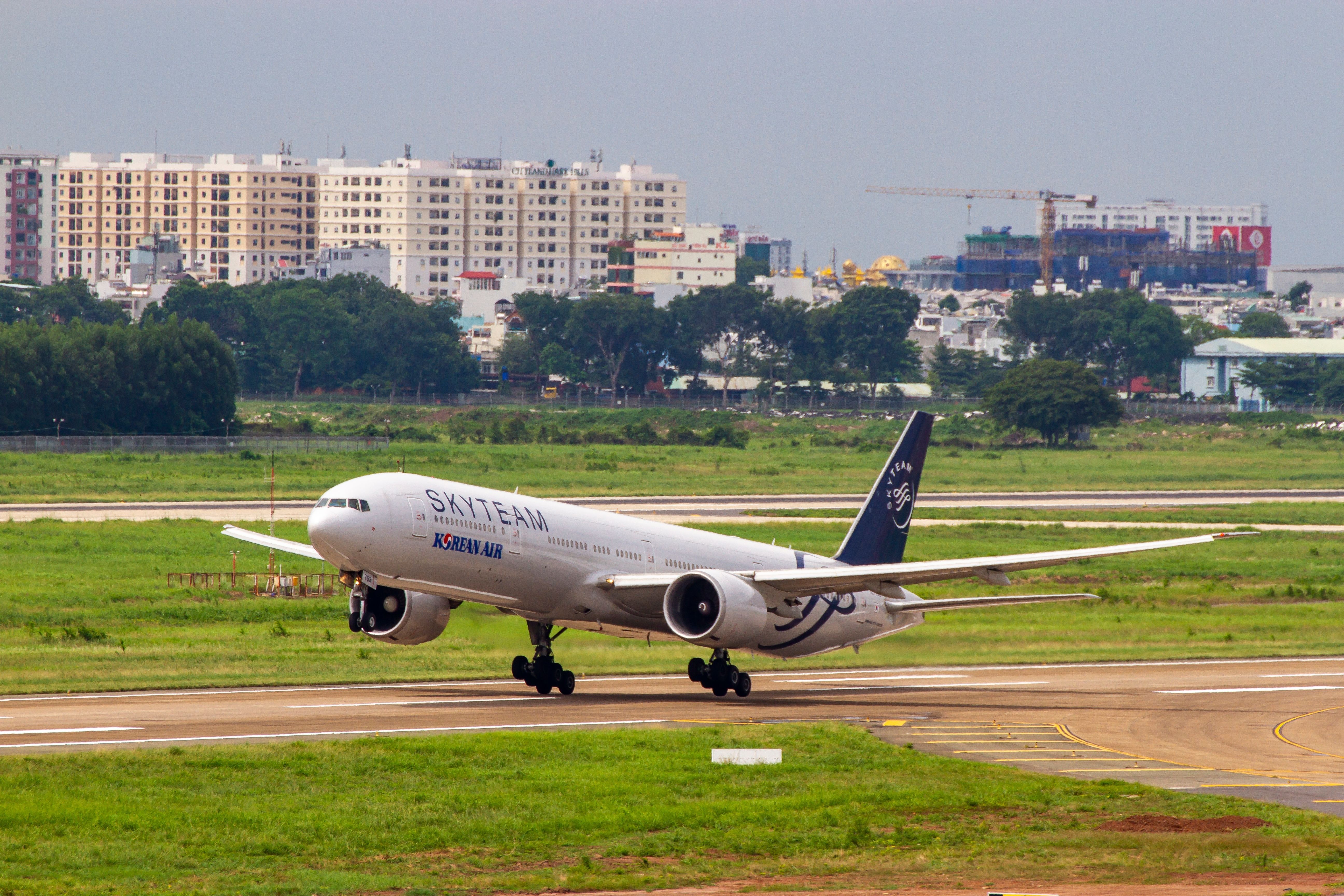 Summer 2023's Most Punctual Airlines