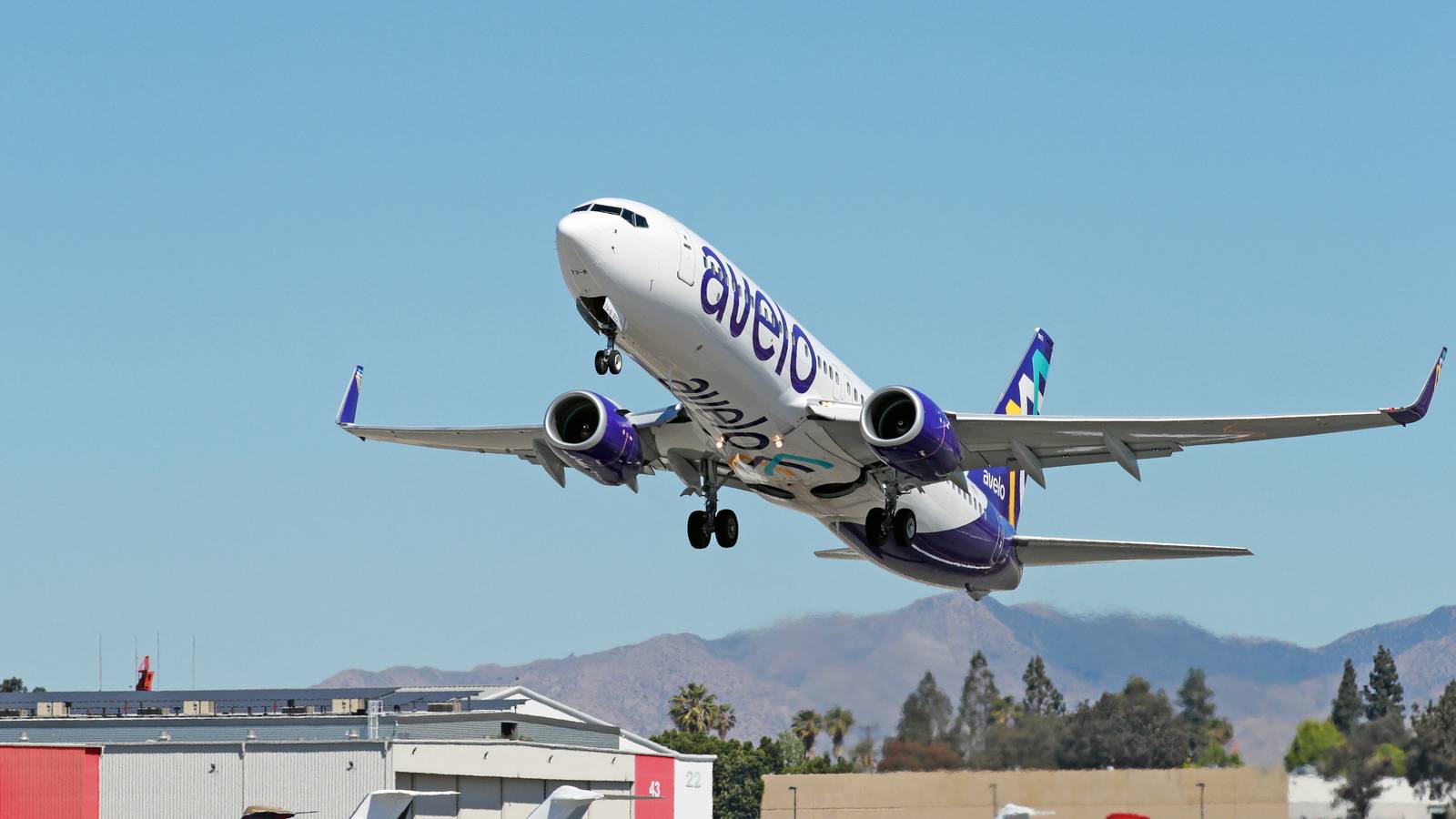 Avelo Airlines Hits One Million Passenger Mark At Hollywood-Burbank Airport