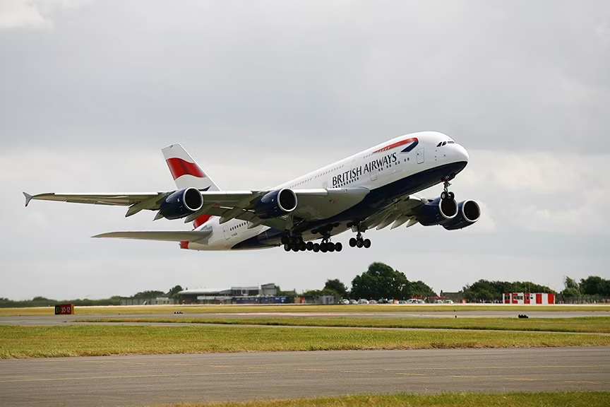 5 Tips For Your First Red-Eye Transatlantic Flight