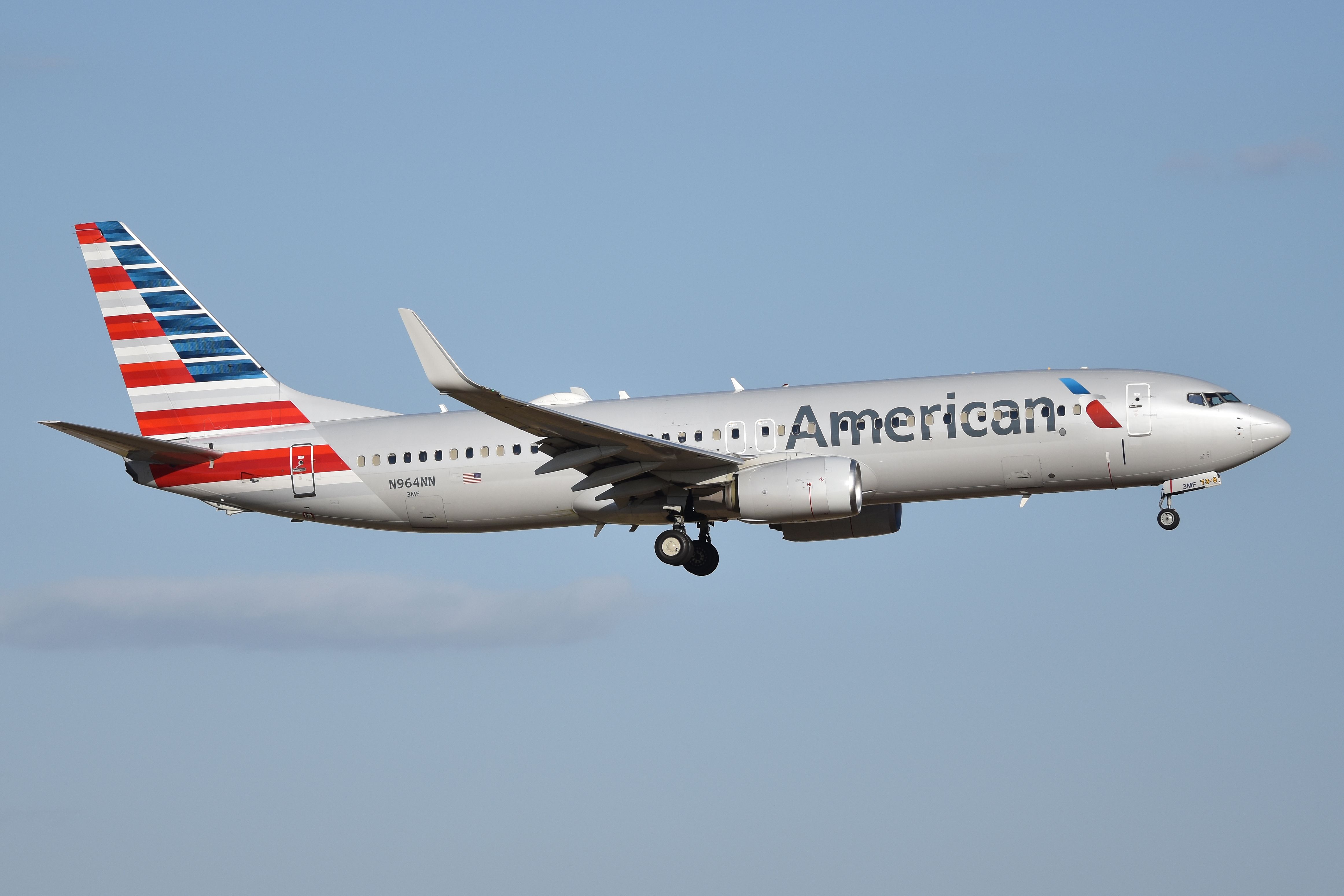 Main Cabin Extra On American Airlines: Everything You Need To Know