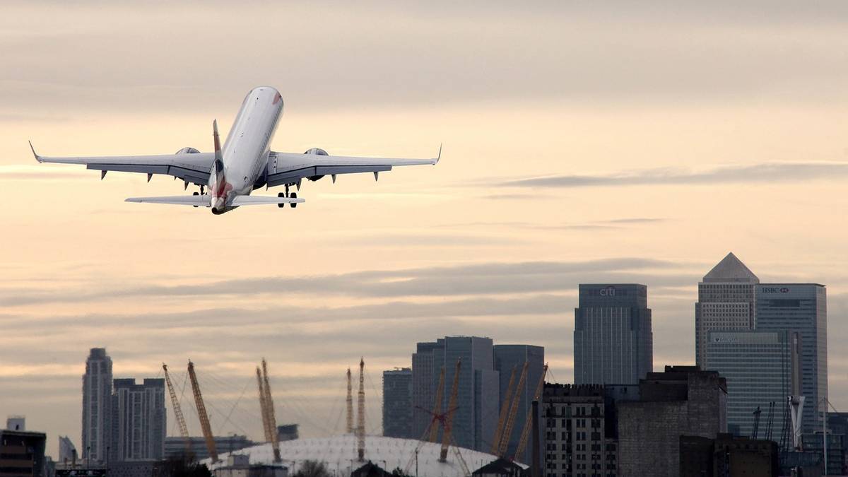 Taking Honey, Jam & Other Pliable Foodstuffs On Aircraft: A Brief Guide