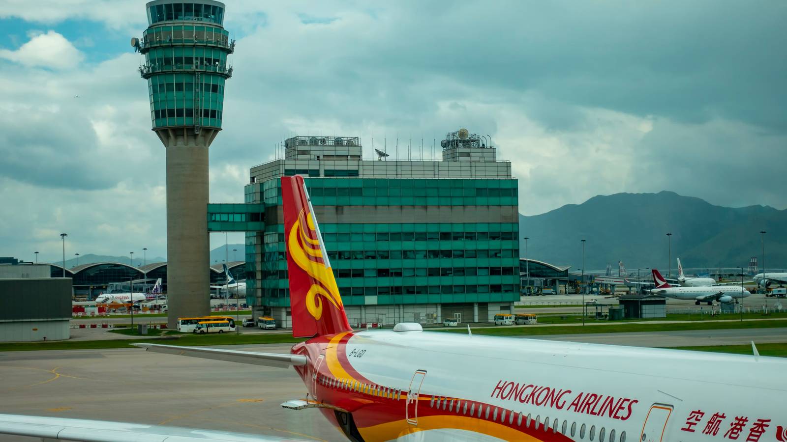Hong Kong International Voted Asia's Leading Airport