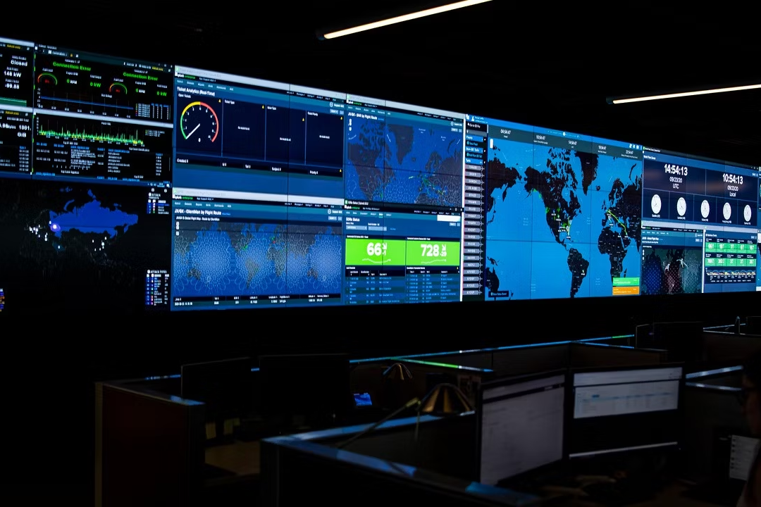 How Are Airline Flight Plans Generated?