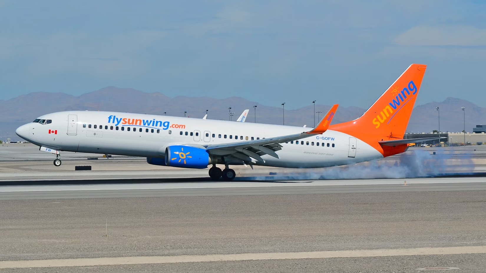 Sunwing Boeing 737