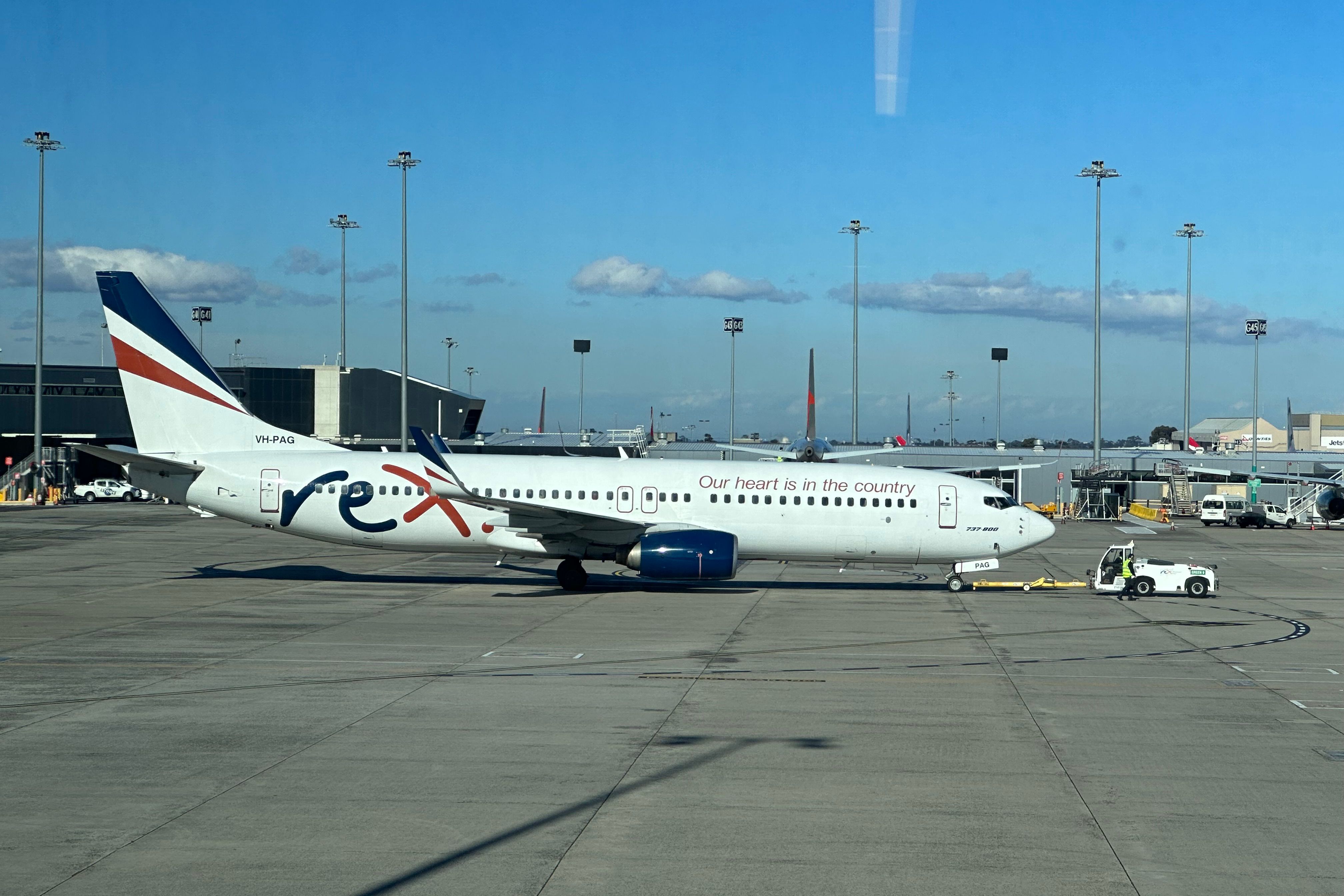 Rex's Boeing 737s Keep It Australia's Number One Airline