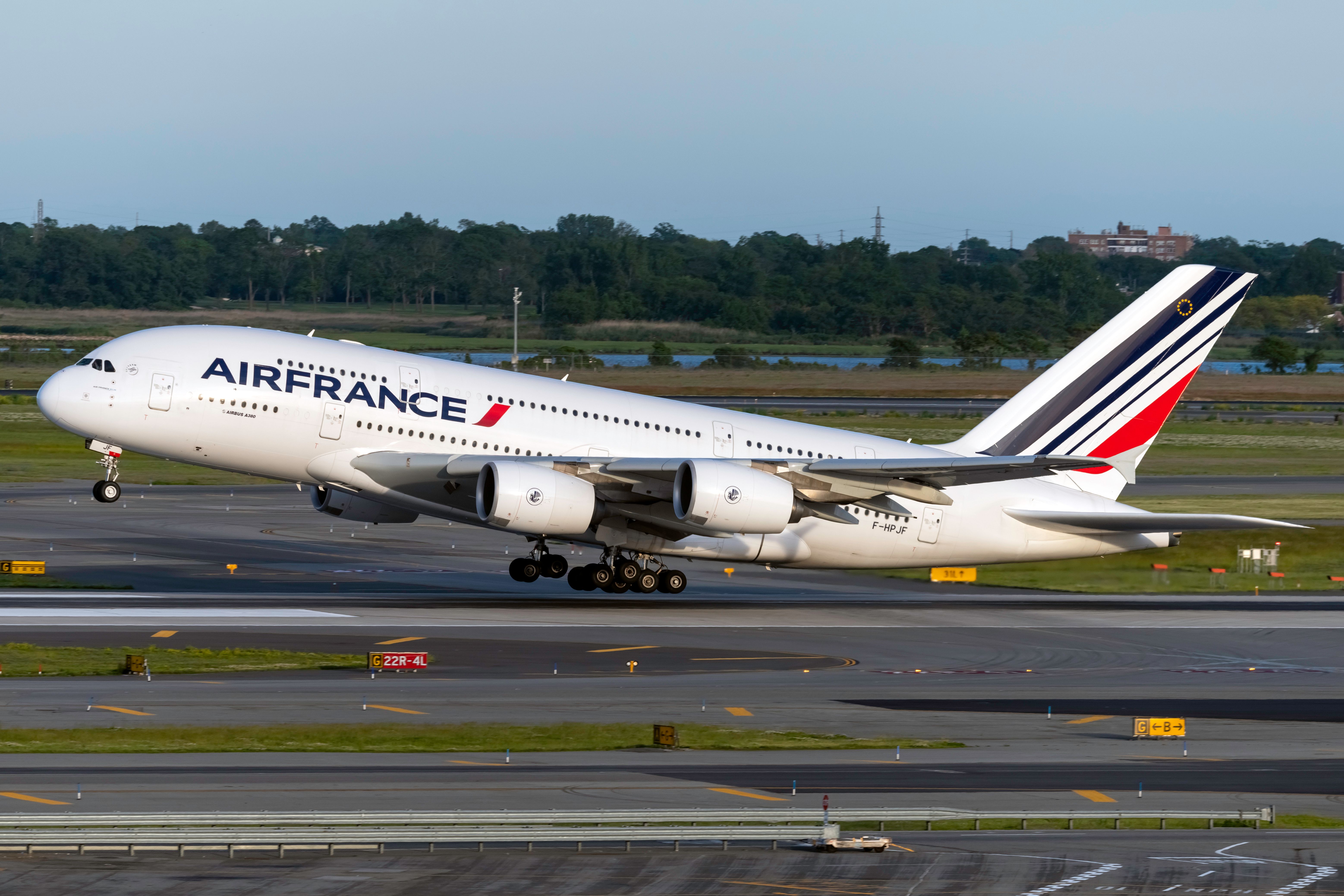 Explained: How Airlines Prevent Tail Strikes During Takeoff