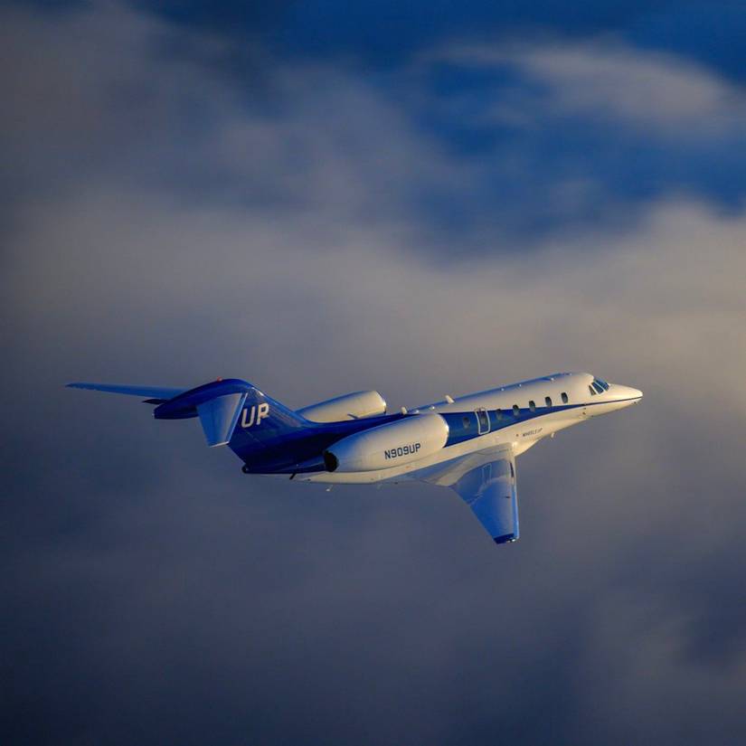 Does Delta Air Lines Have Private Jets?