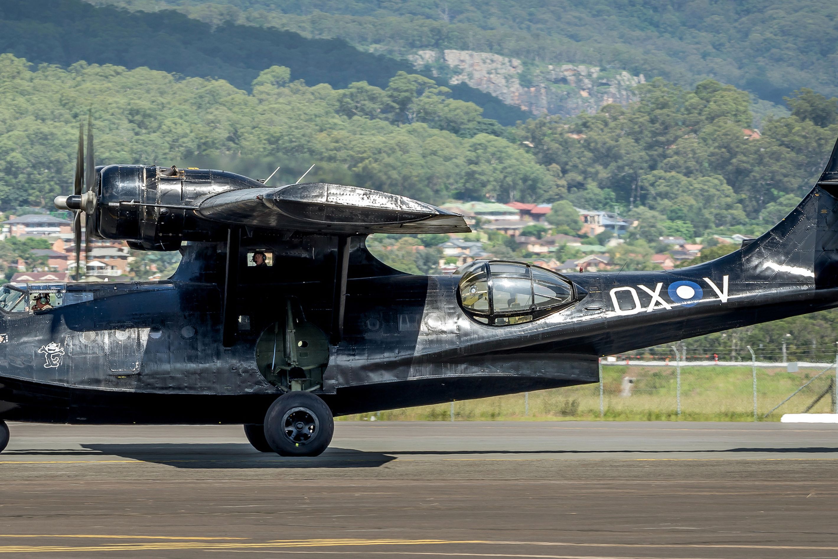 WW 2 Black Cat Catalina & P3 Orion Feature At Next HARS Tarmac Day