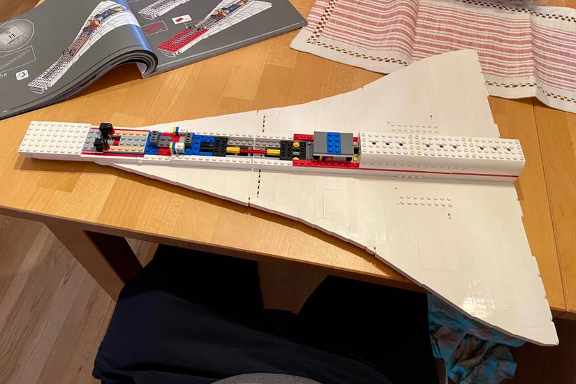 Review: Building LEGO's 2,083 Piece Concorde Model
