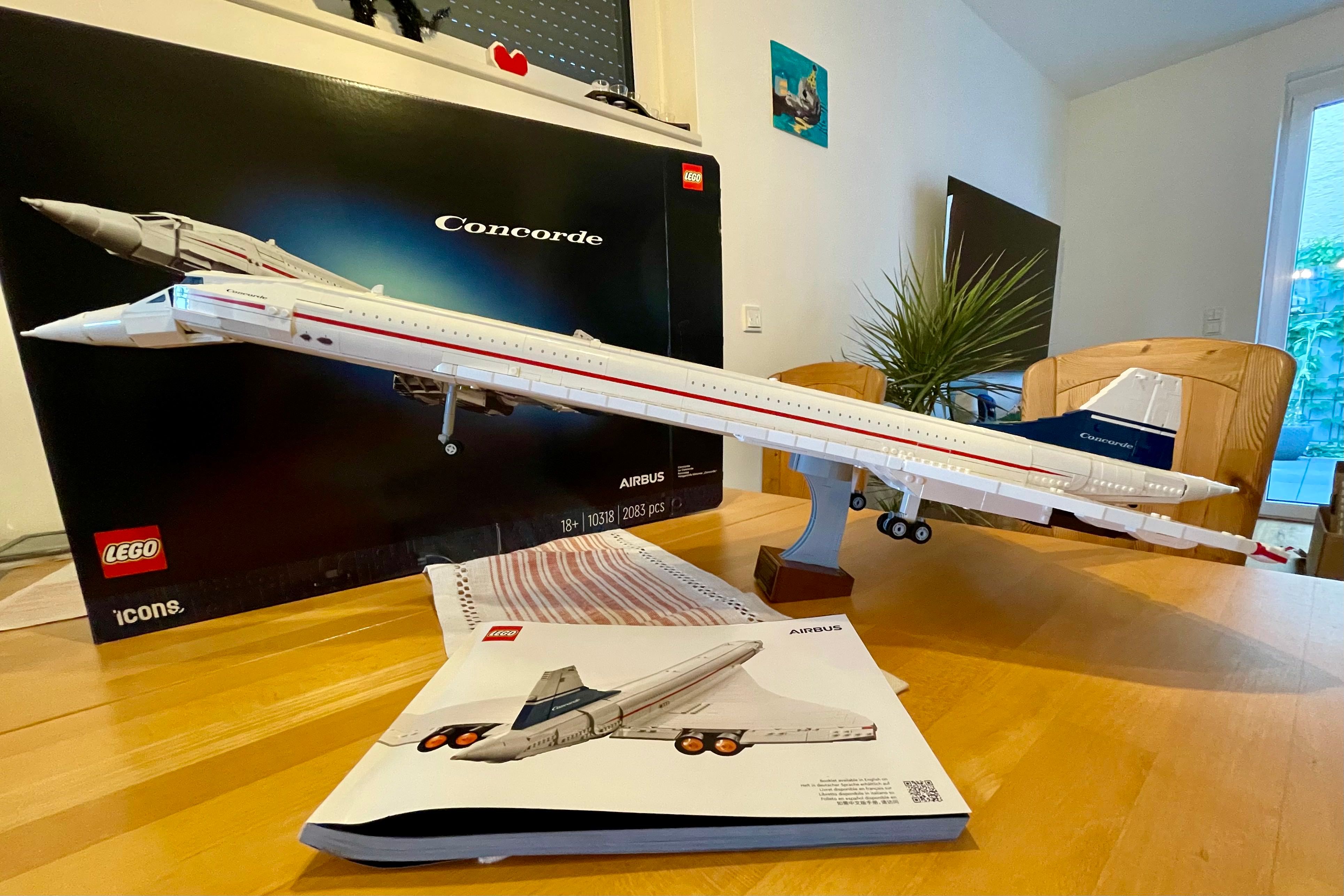 Review: Building LEGO's 2,083 Piece Concorde Model