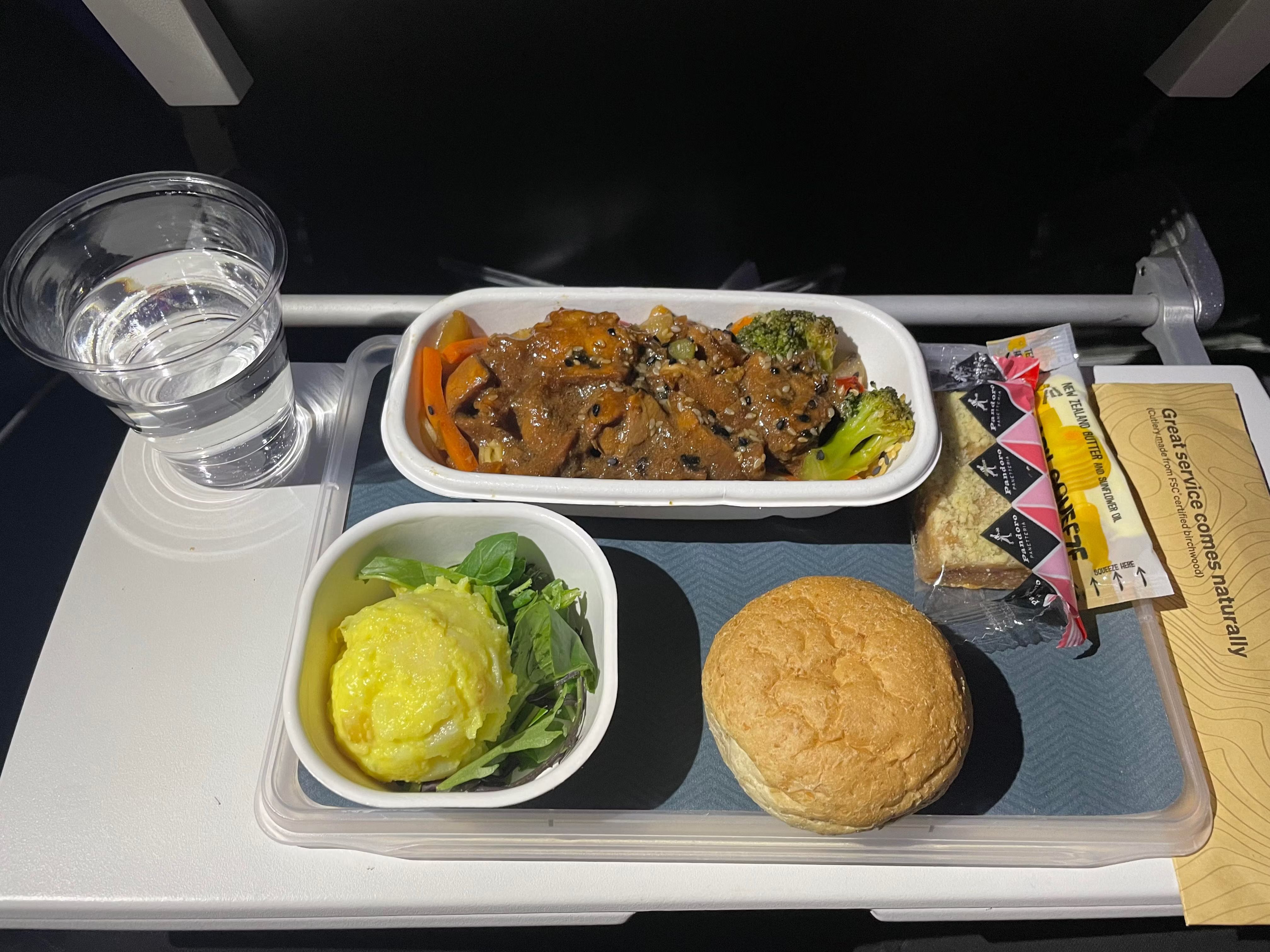 Explained: Why Pre-Ordering Inflight Meals Benefits Both Airlines ...