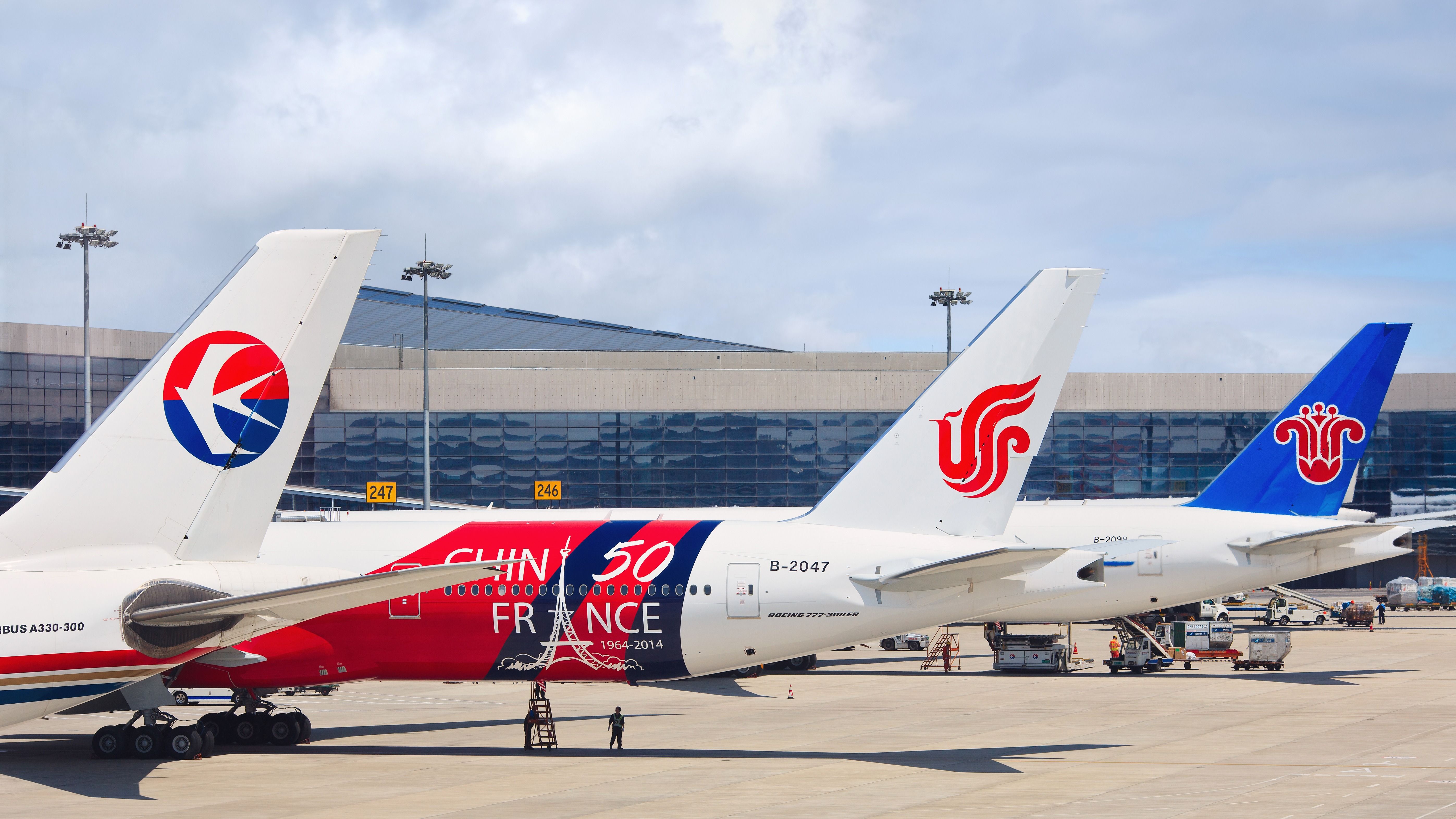 China's Big 3 Airlines Post First Half Losses