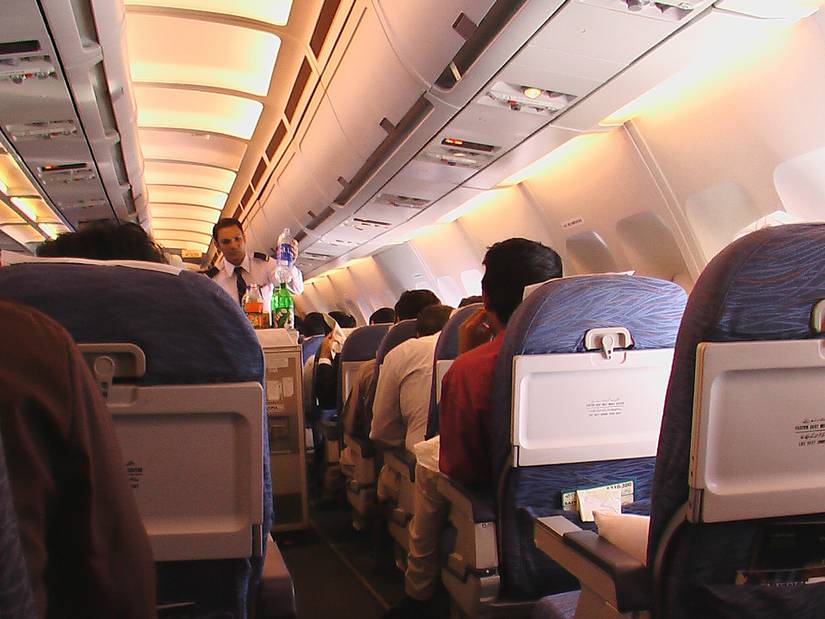 Pakistan International Airlines Wants Pilots & Cabin Crew For Its ATR ...