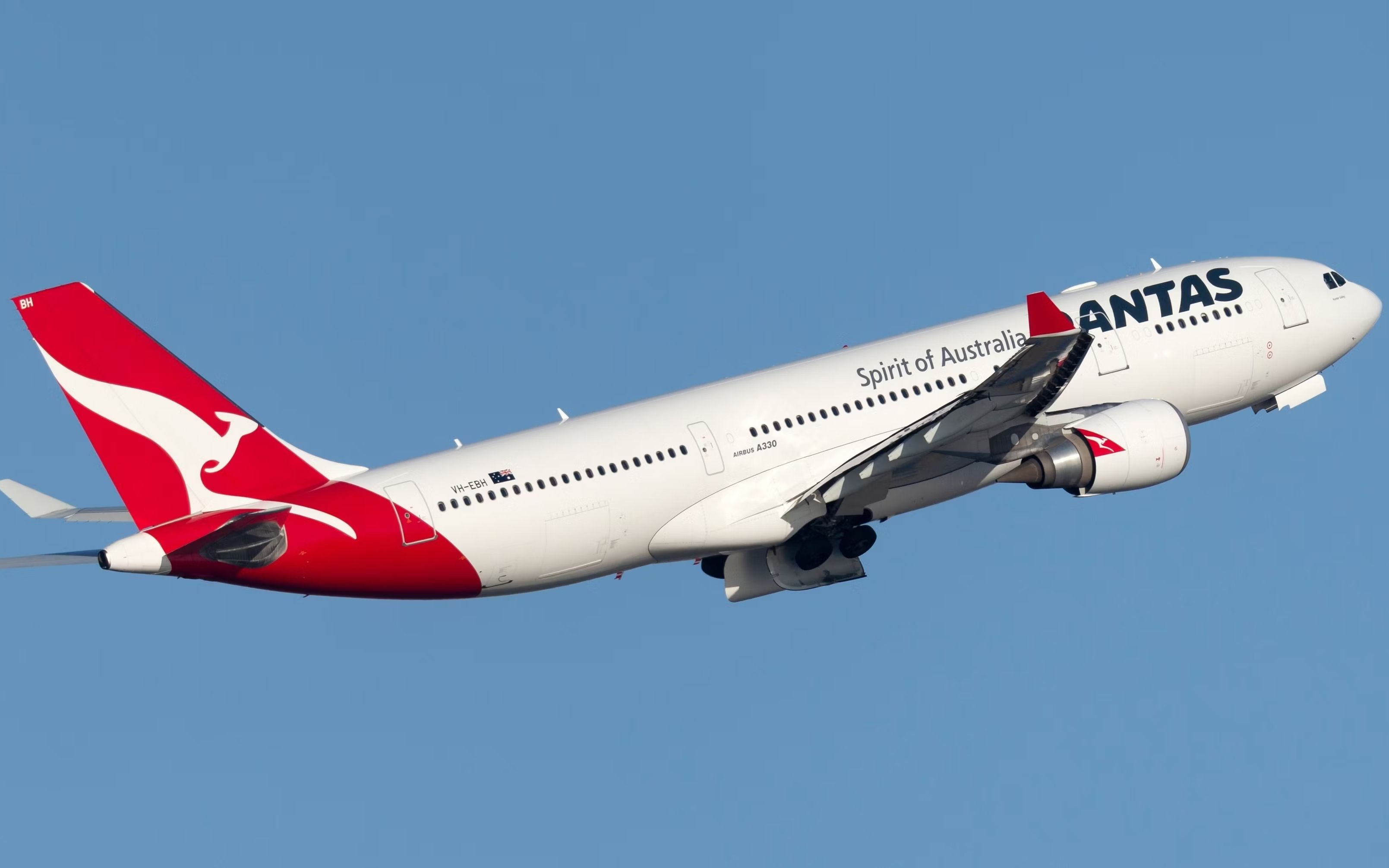 Qantas Adds 2 Long-Haul Airbus A330 Routes From Perth