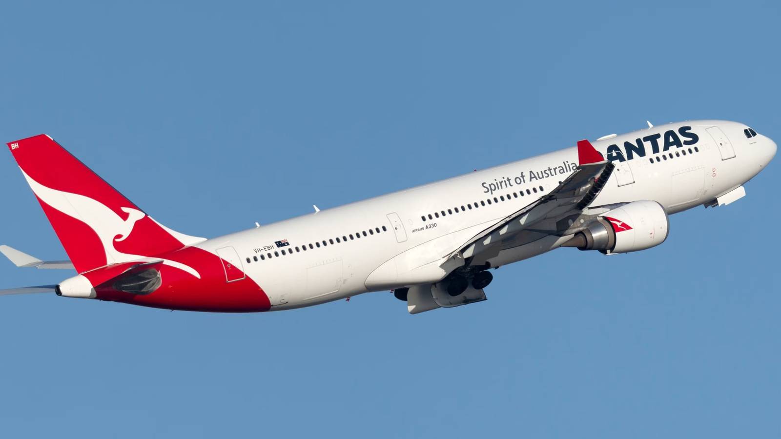 1 Year On: Inside Qantas' Bengaluru Airbus A330 Route