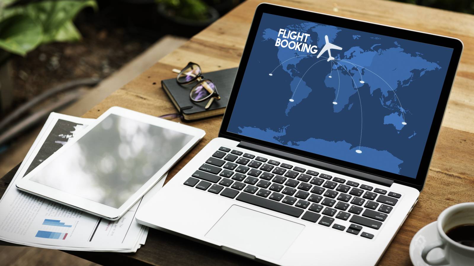 Late 2023 Holidays: When Is The Best Time To Fly?