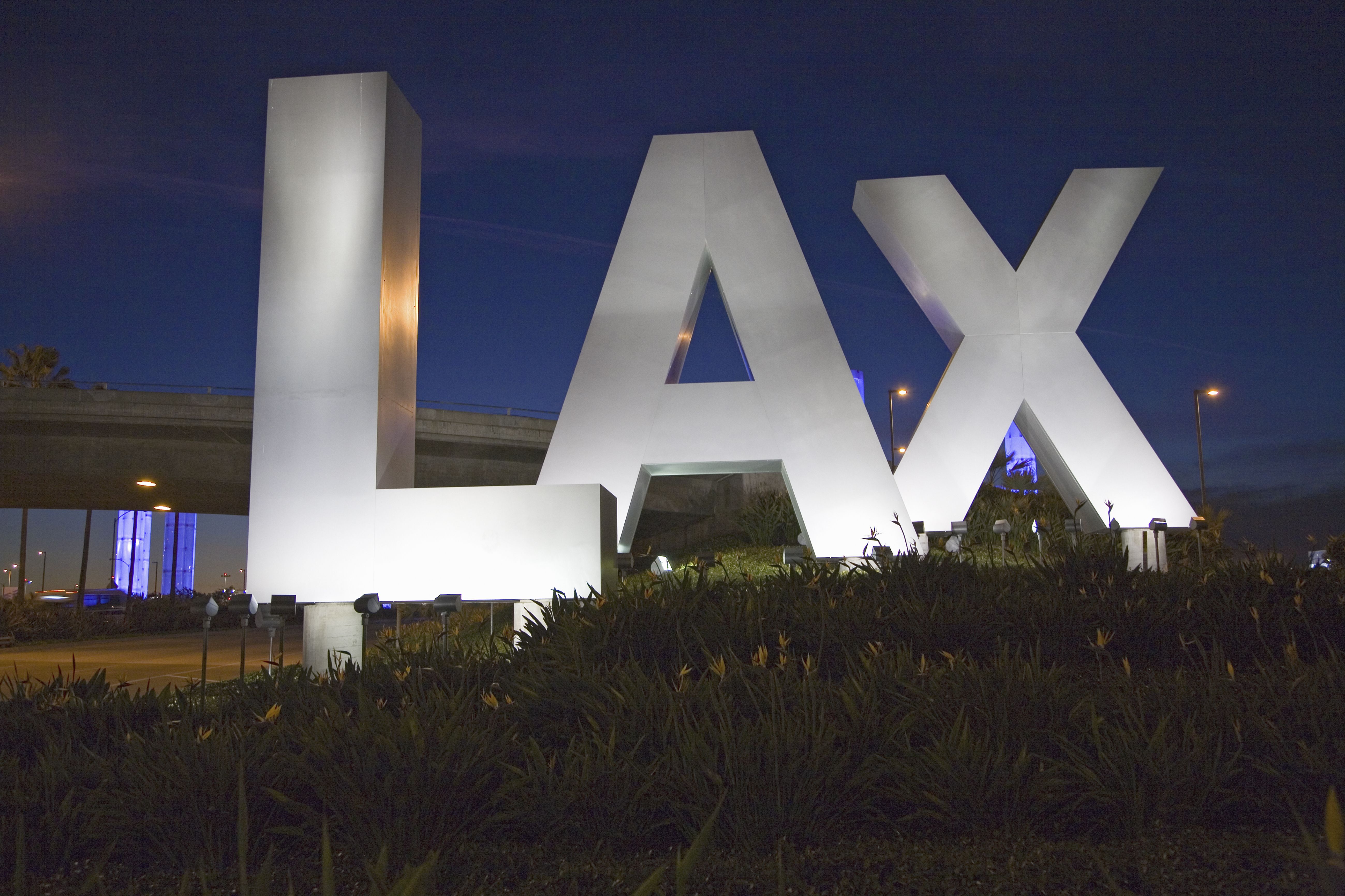 United Airlines Passenger Arrested In Los Angeles After Attempting To Check 2 Suitcases Of Meth
