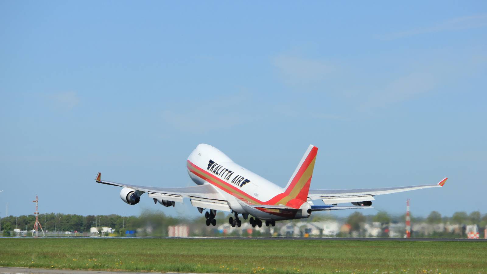 Kalitta Air Boeing 747 Declares Emergency While Approaching Anchorage
