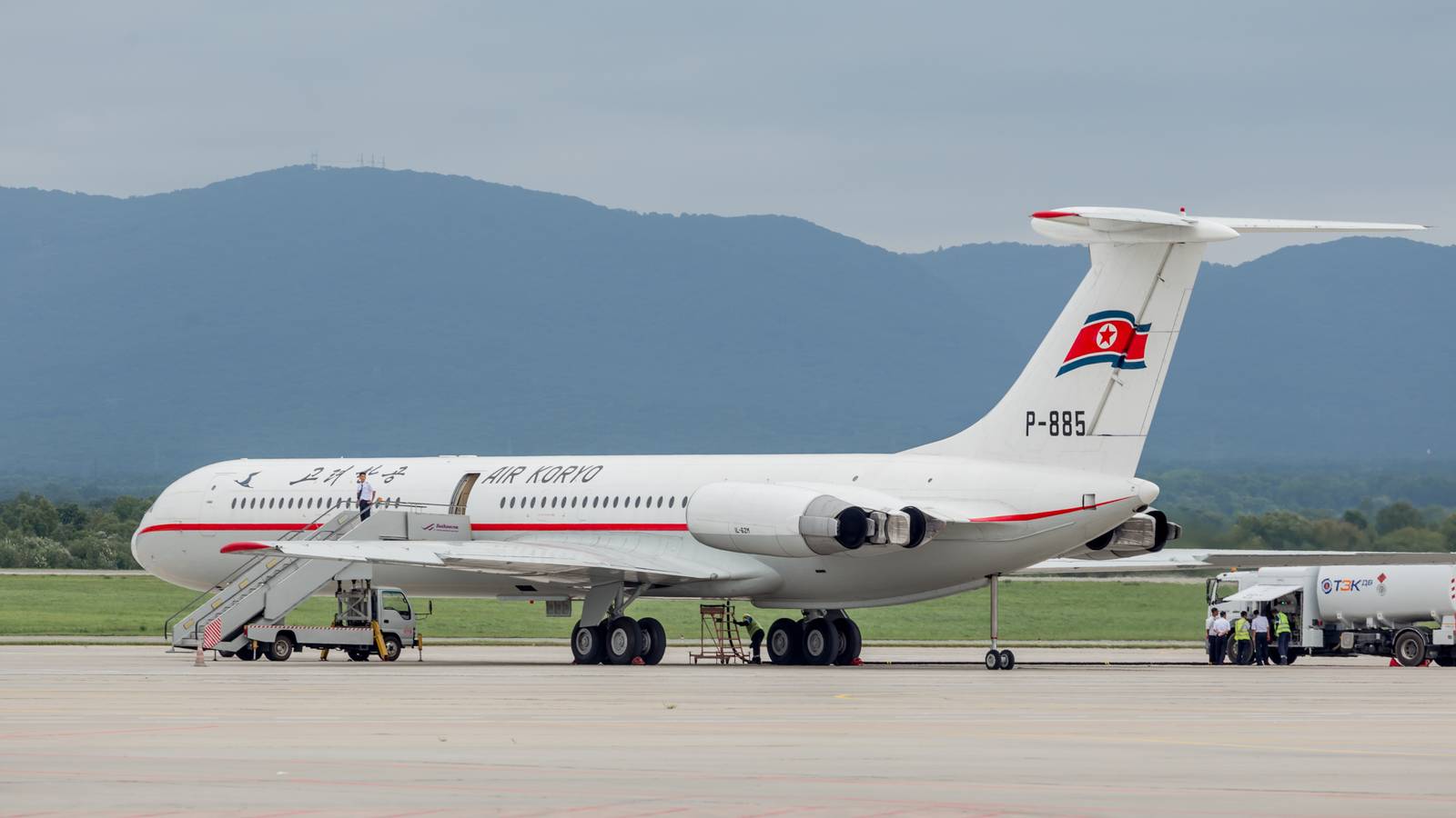 "Chammae-1" - What's Kim Jong-Un's Private Jet Really Like?