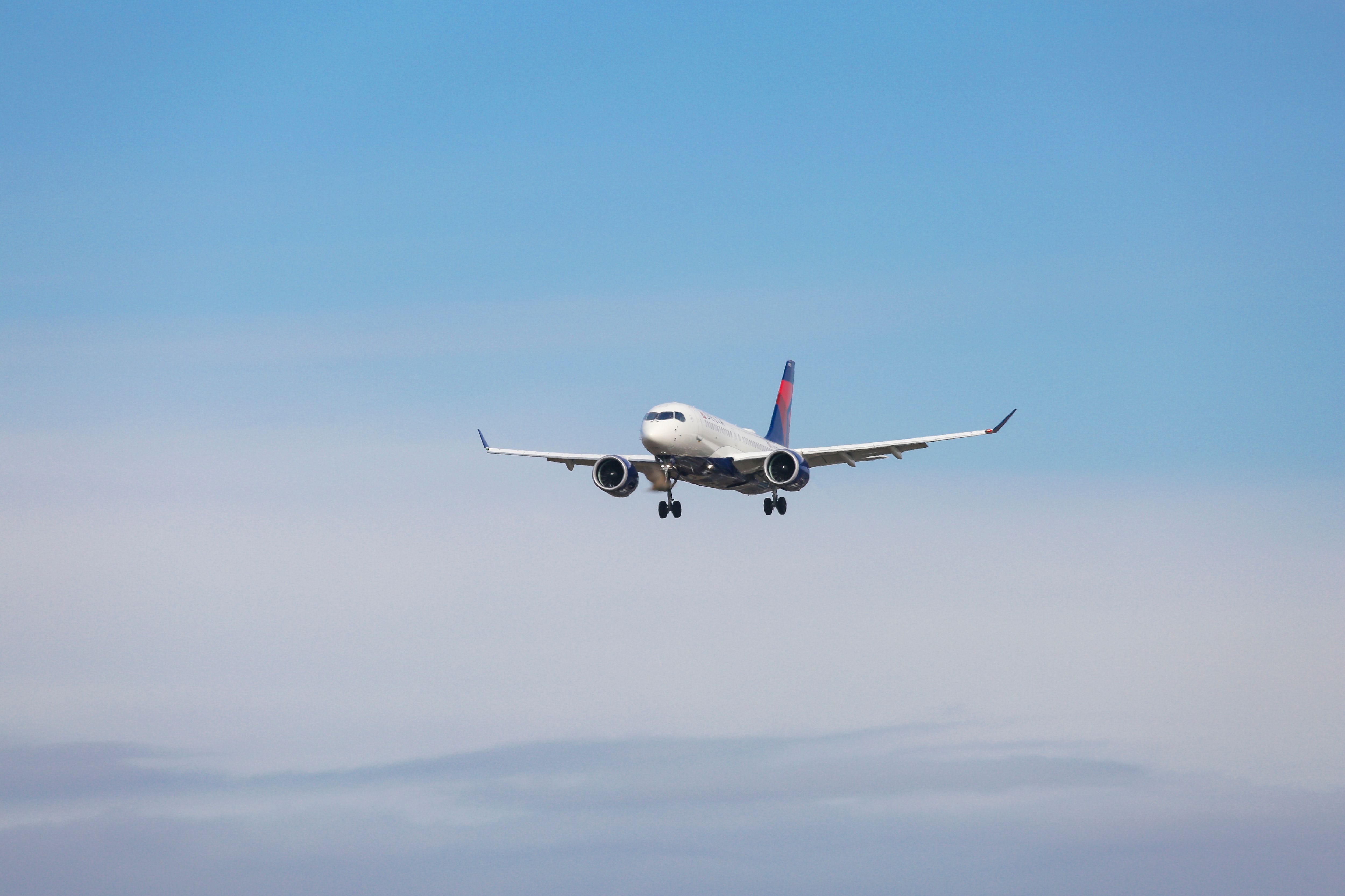 Delta Air Lines Airbus A220 Declares Emergency Following Possible Lightning Strike