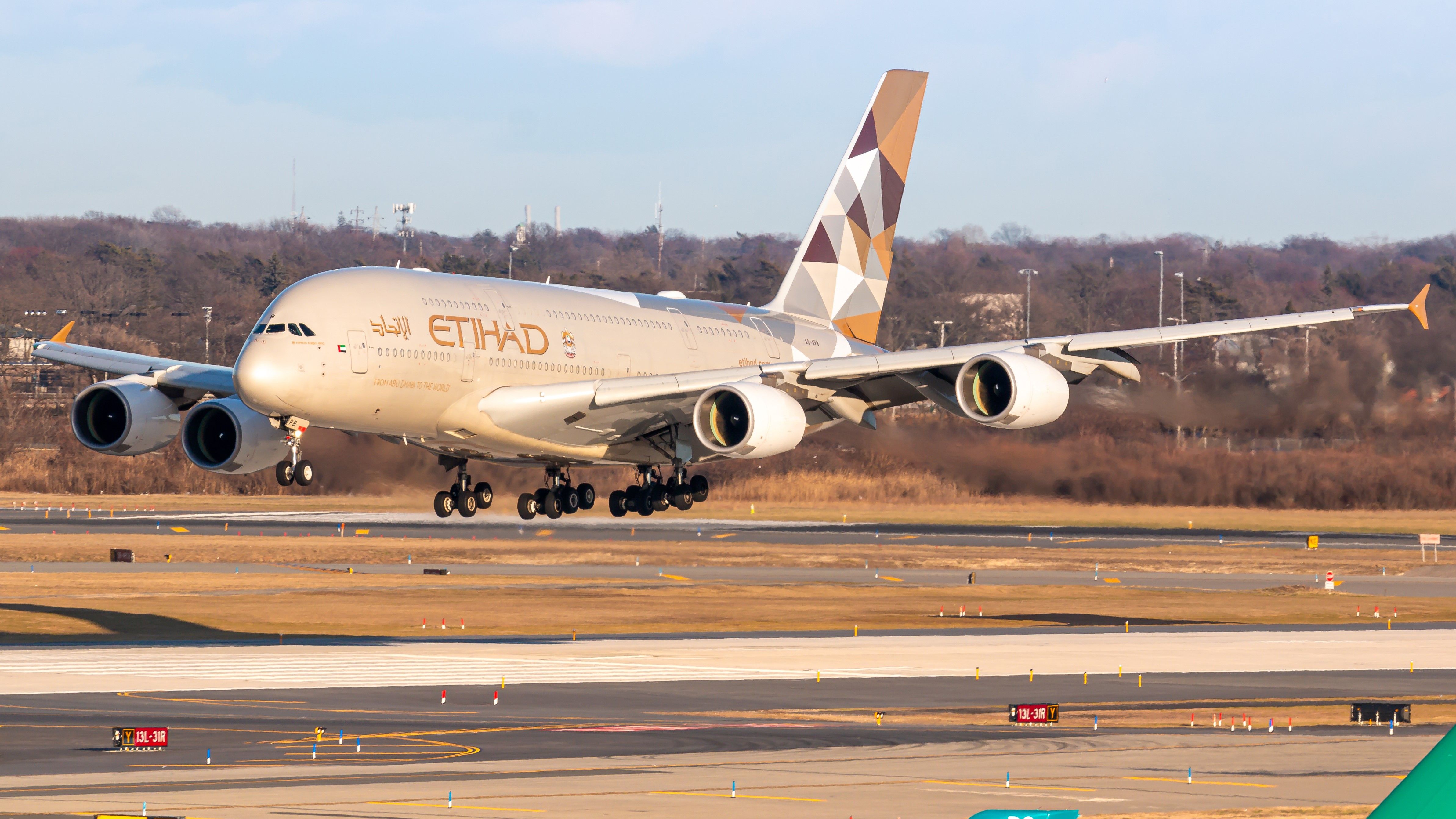 Etihad Partners With Giorgio Armani For Luxury Amenities And