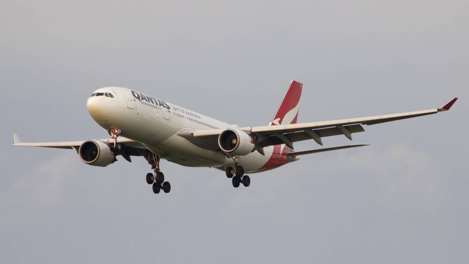 Qantas Receives 1st A330-200P2F Conversion