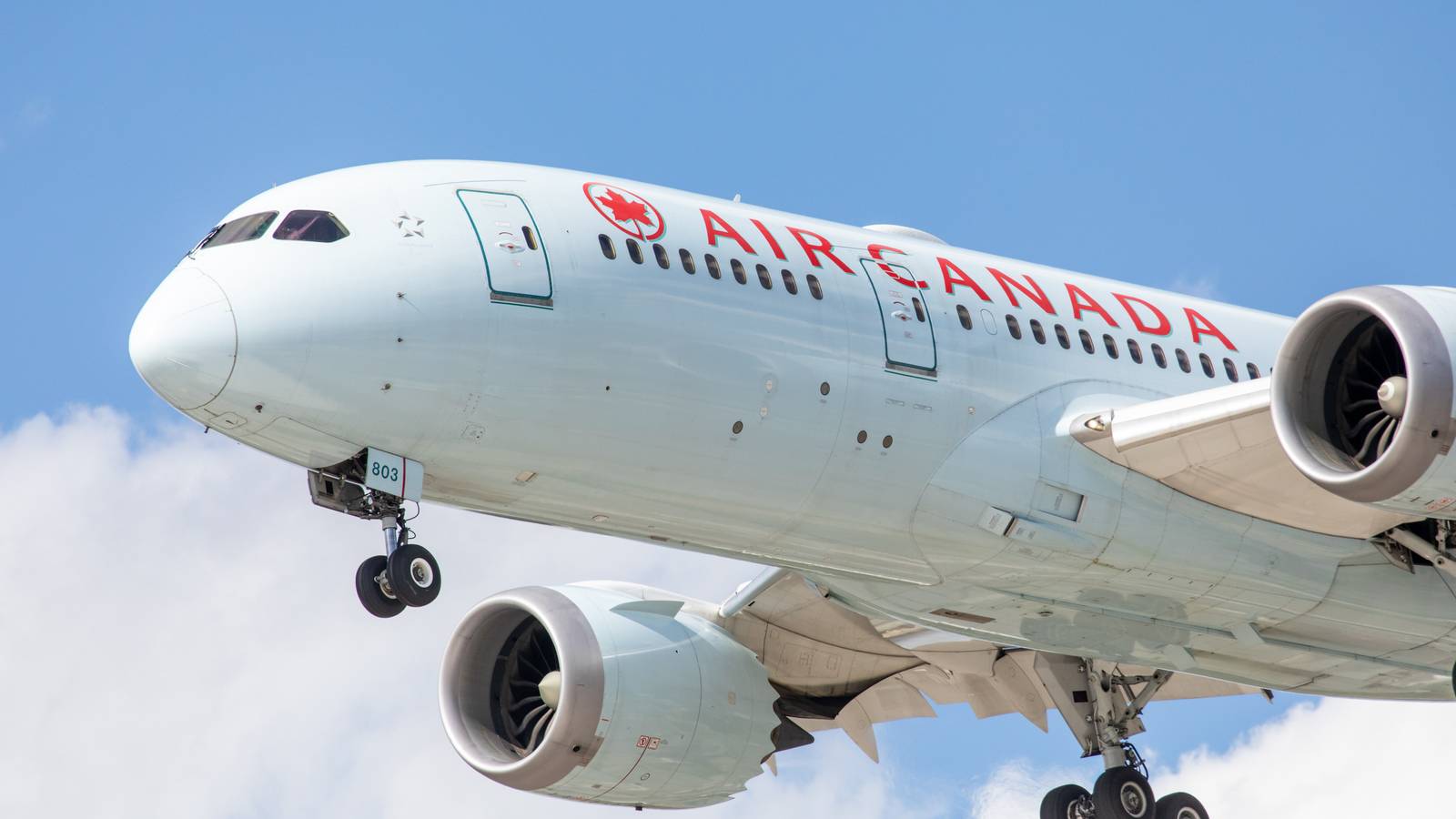 Air Canada Apologises To Passengers After Vomit Seat Incident