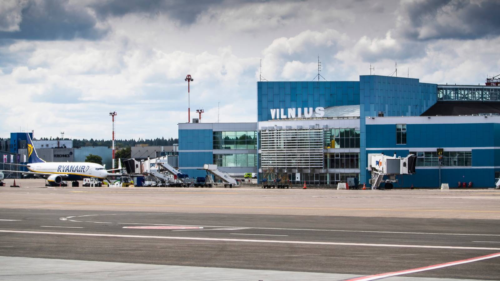 Top 5: Inside Vilnius Airport's Busiest Routes