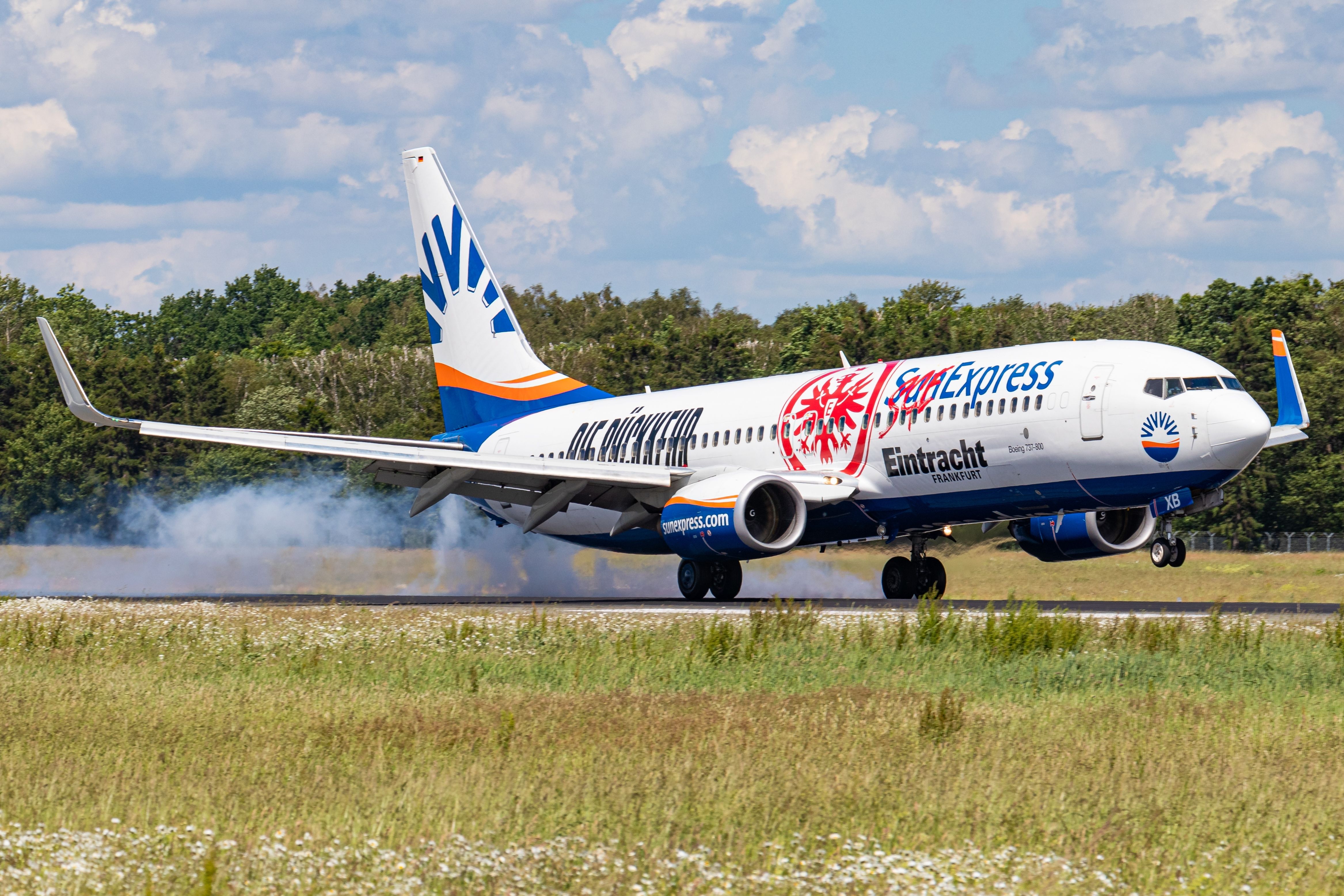 Cool: SunExpress Wants You To Choose Its Next Eintracht Football Livery