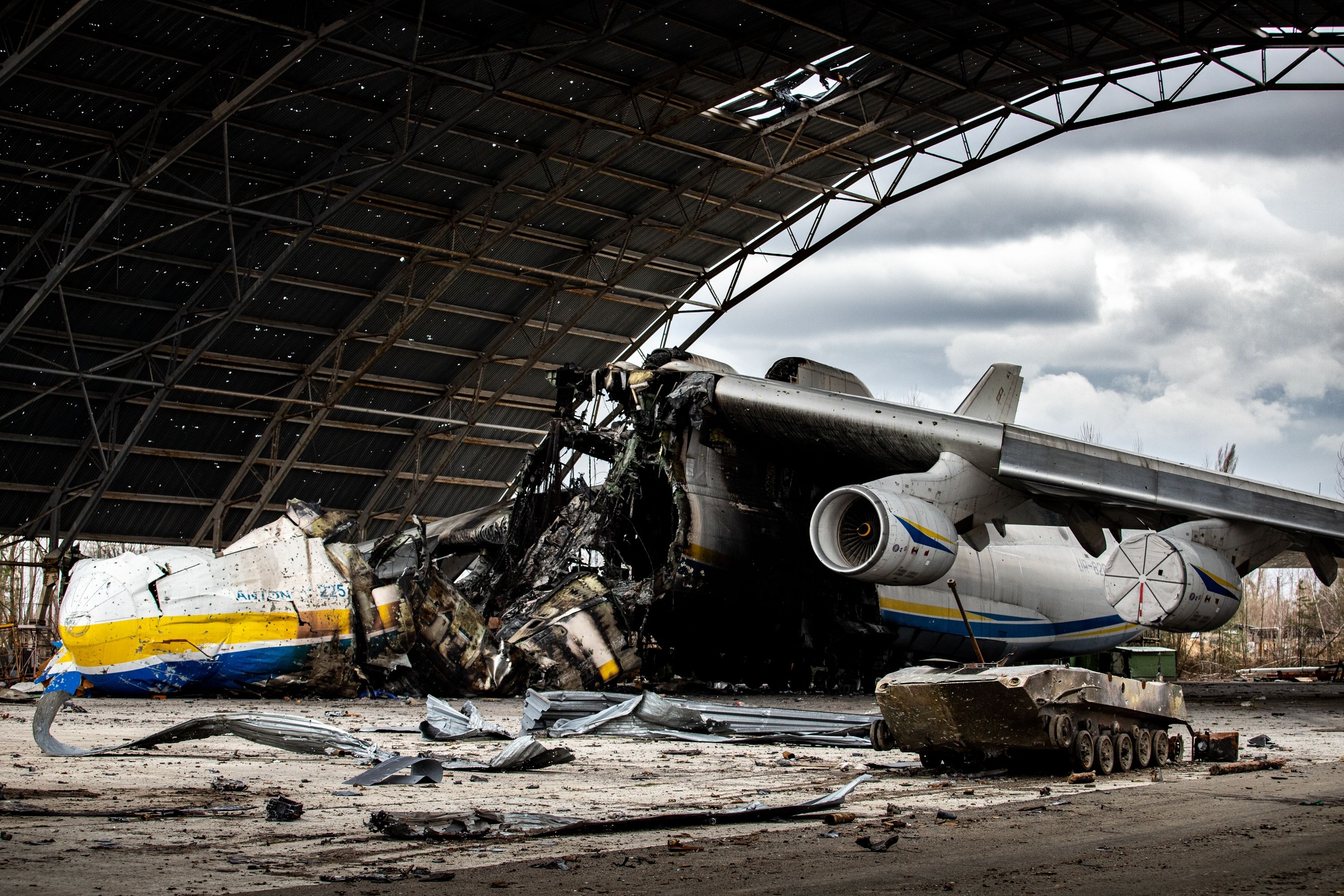 An-225 in ruins