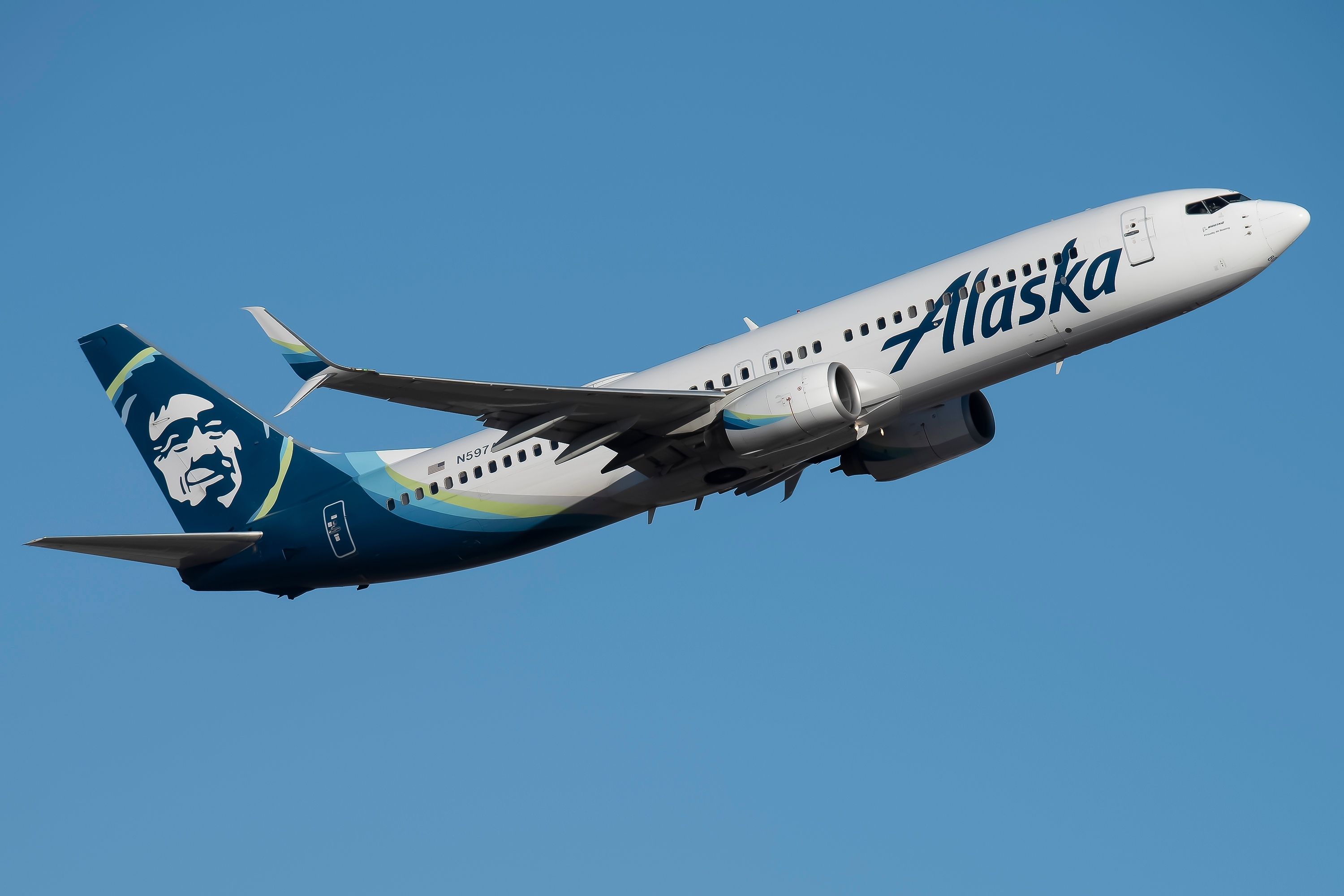 Alaska Airlines Is The US DOT's Top On-Time Carrier