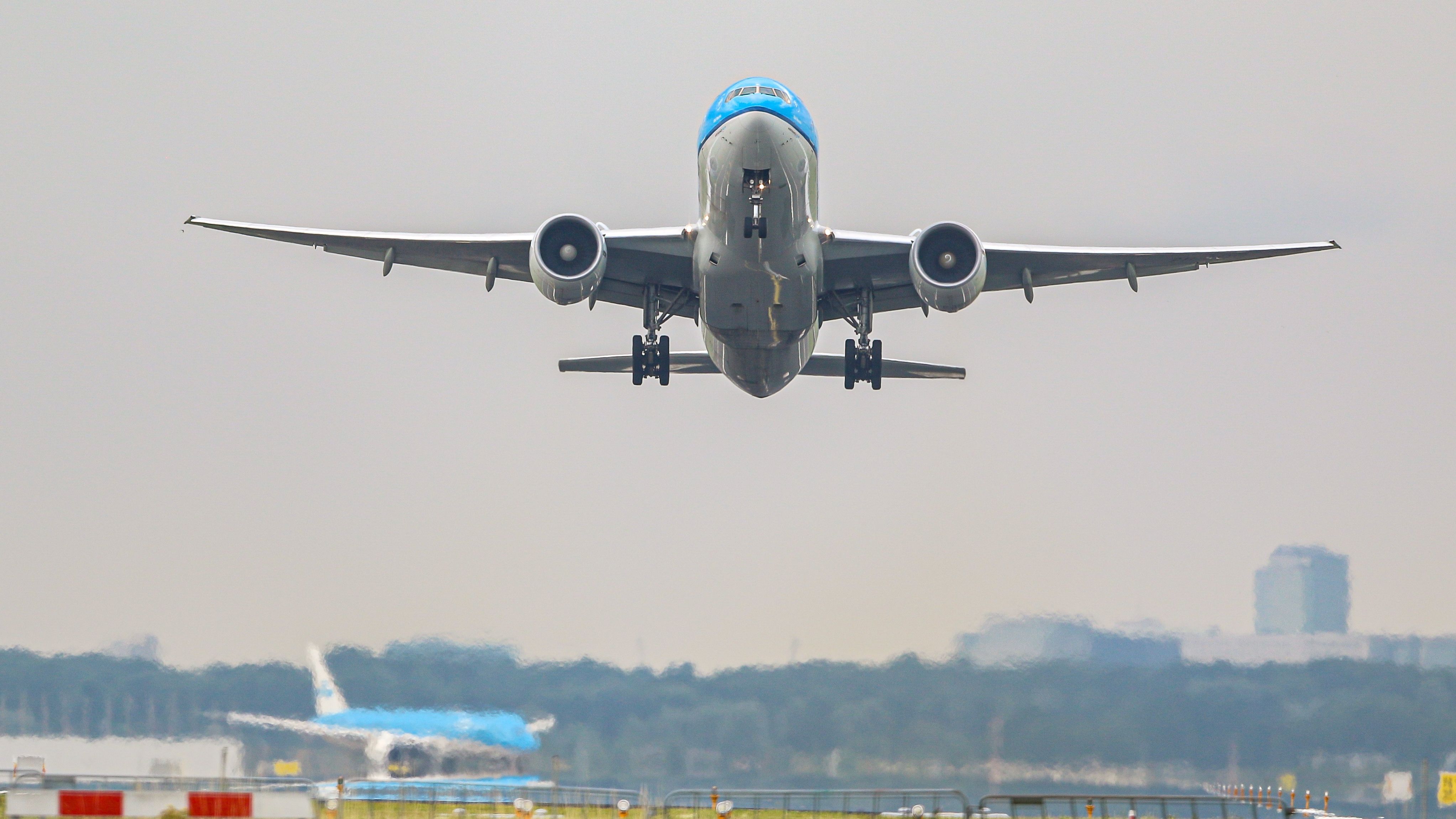 IATA Publishes Response To Proposed Flight Cuts At Amsterdam Schiphol Airport