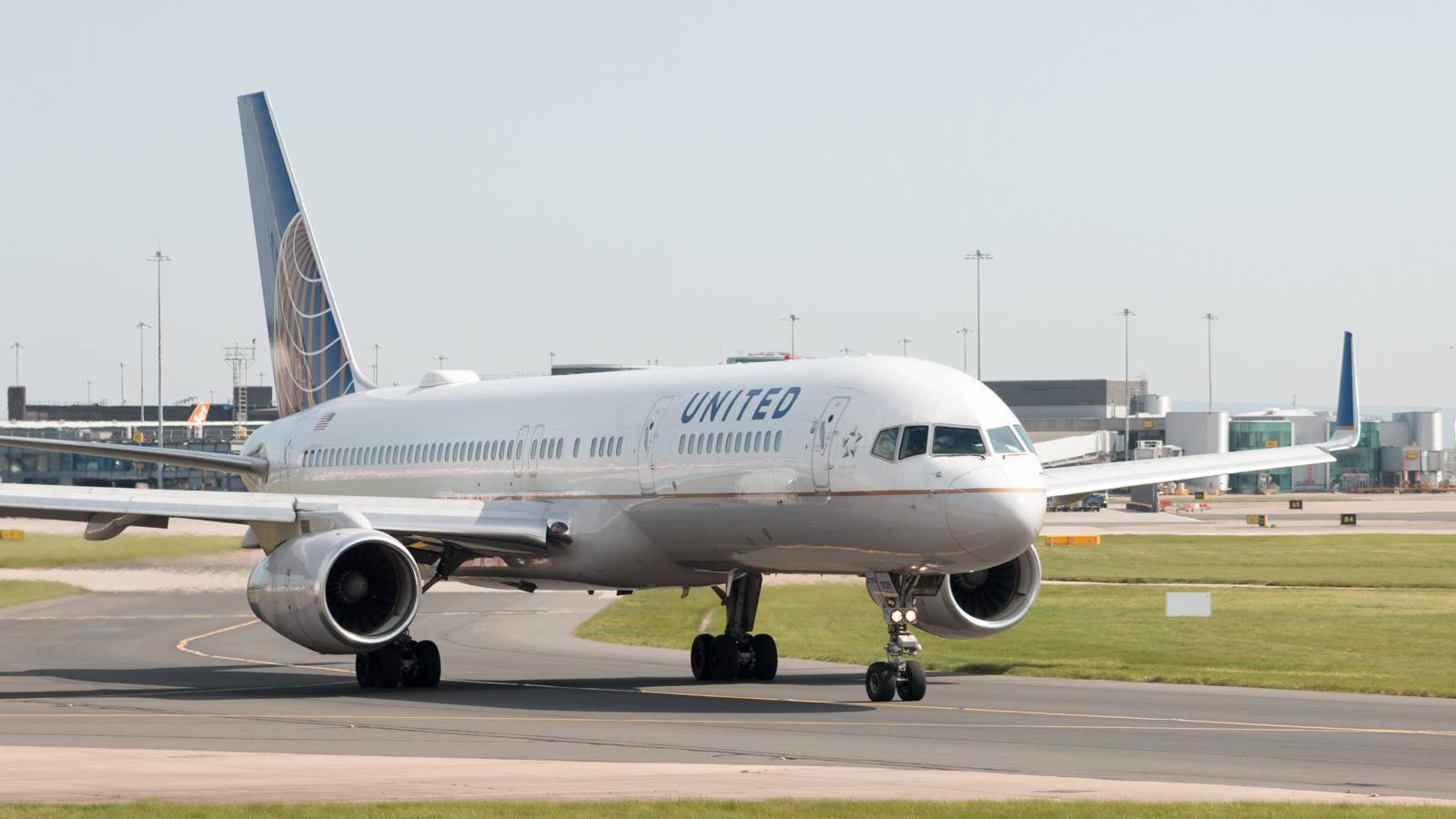 Technical Issue Forces United Airlines Ground Stop