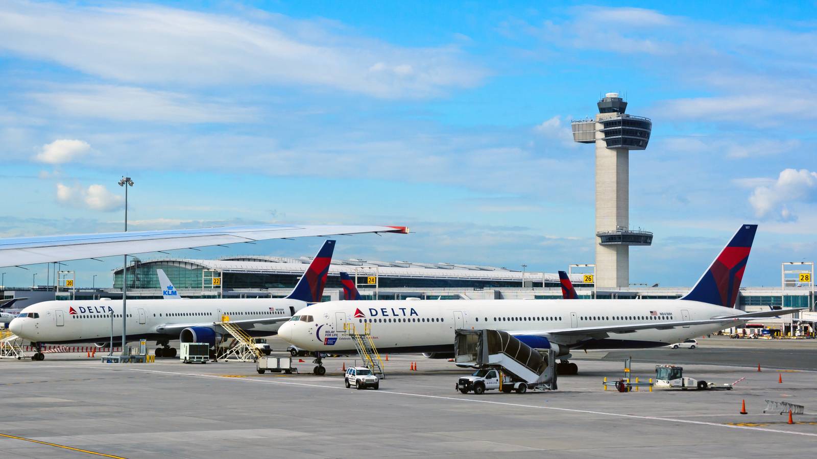 Flying To Rome Romantic Getaway? These Airlines Offer Direct Flights To Rome From The USA
