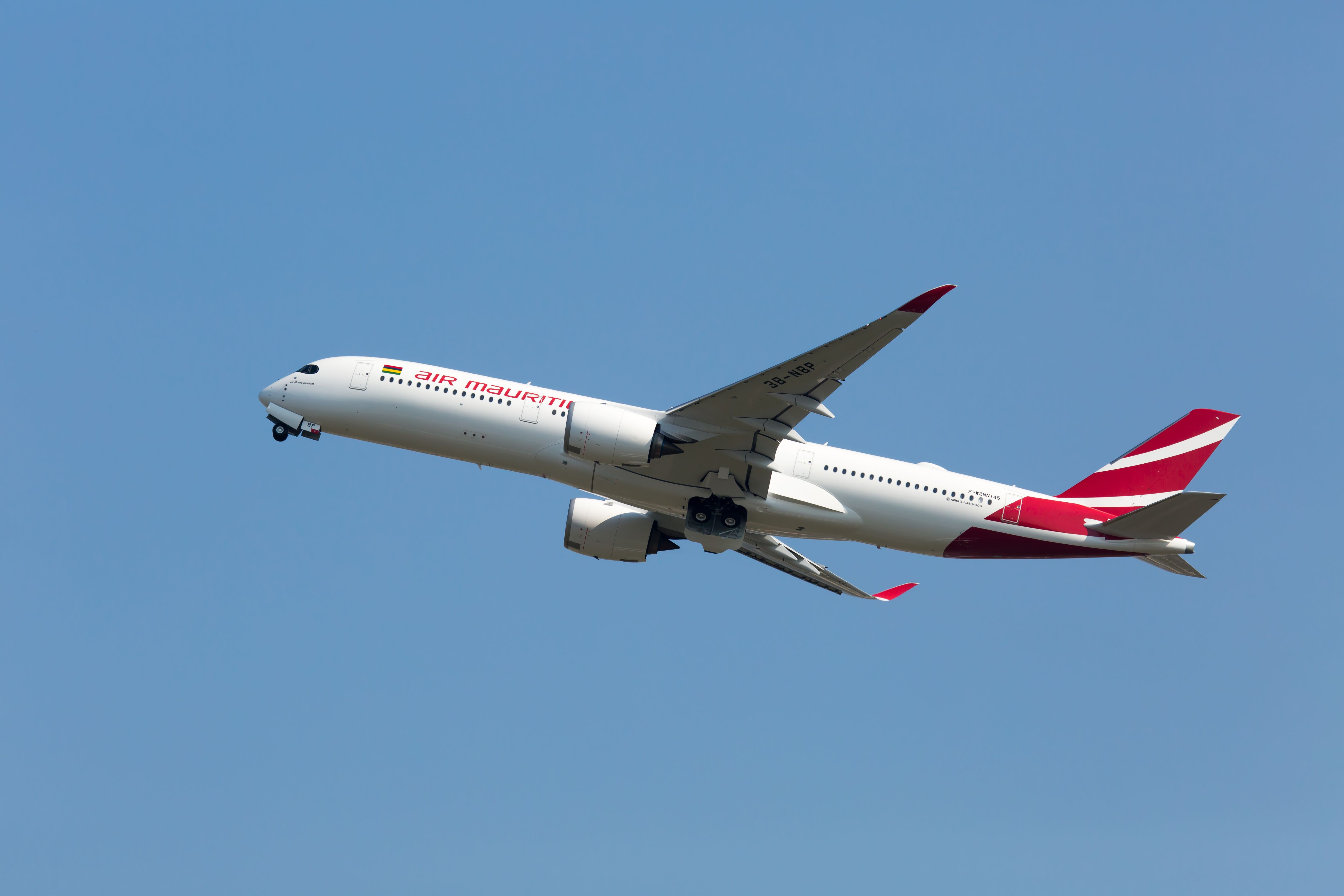 Air Mauritius CEO Suspended After 9 Months