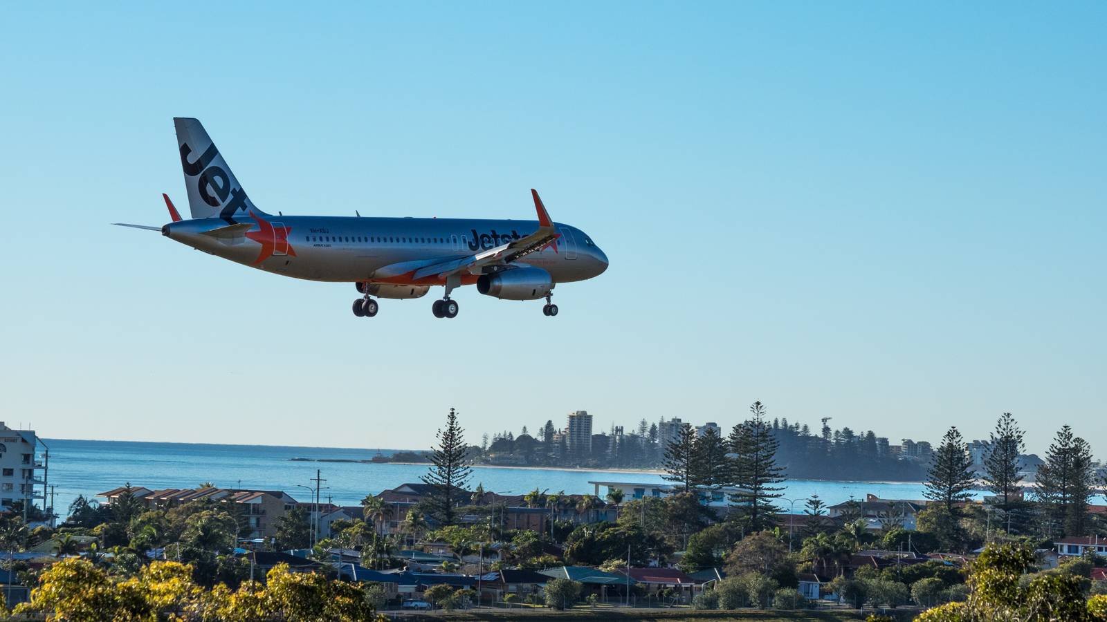 Jetting Off From The Gold Coast: Which Airlines Fly Where?