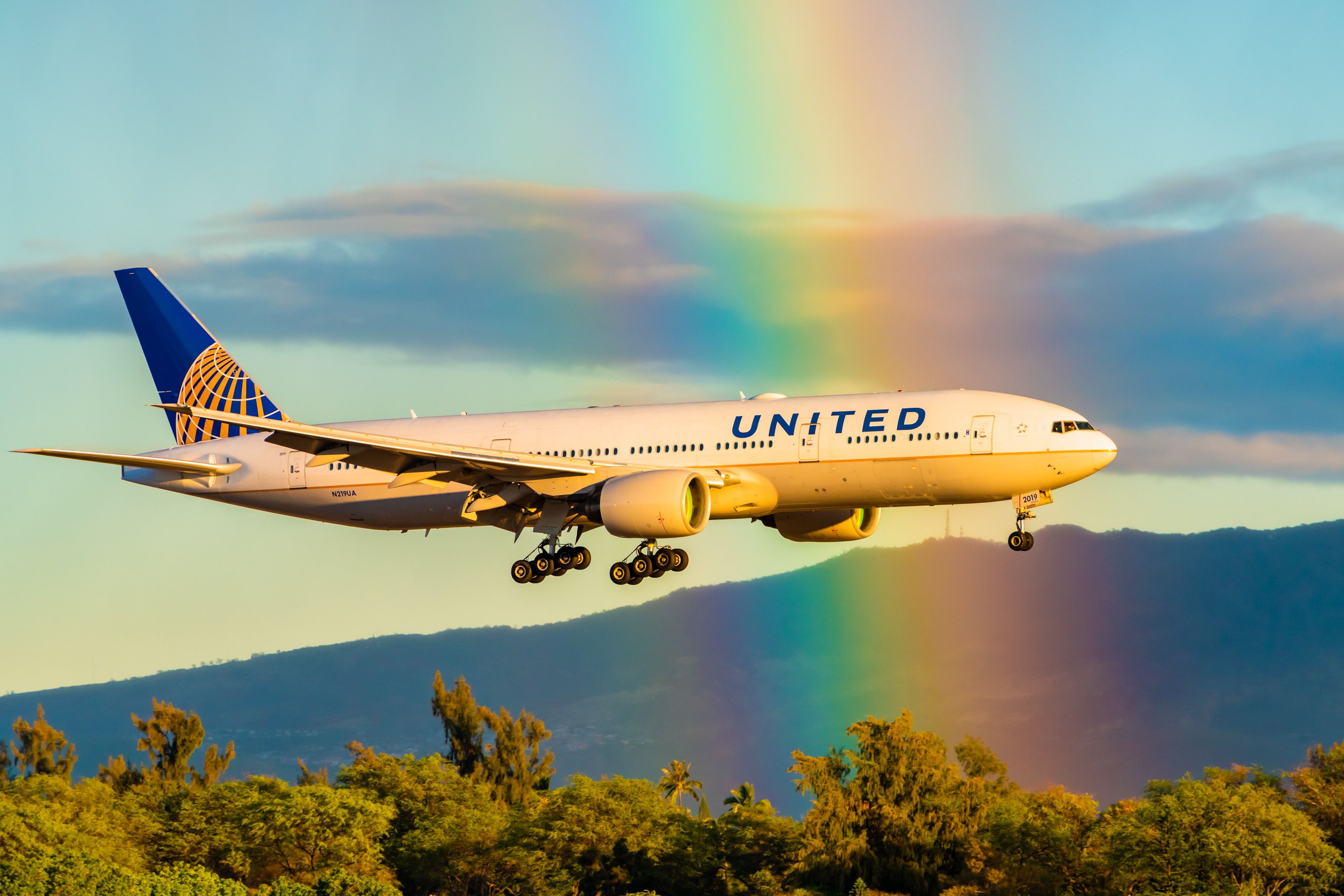 5 Reasons Why United Airlines Deploys Widebodies On Certain Short-Haul Routes