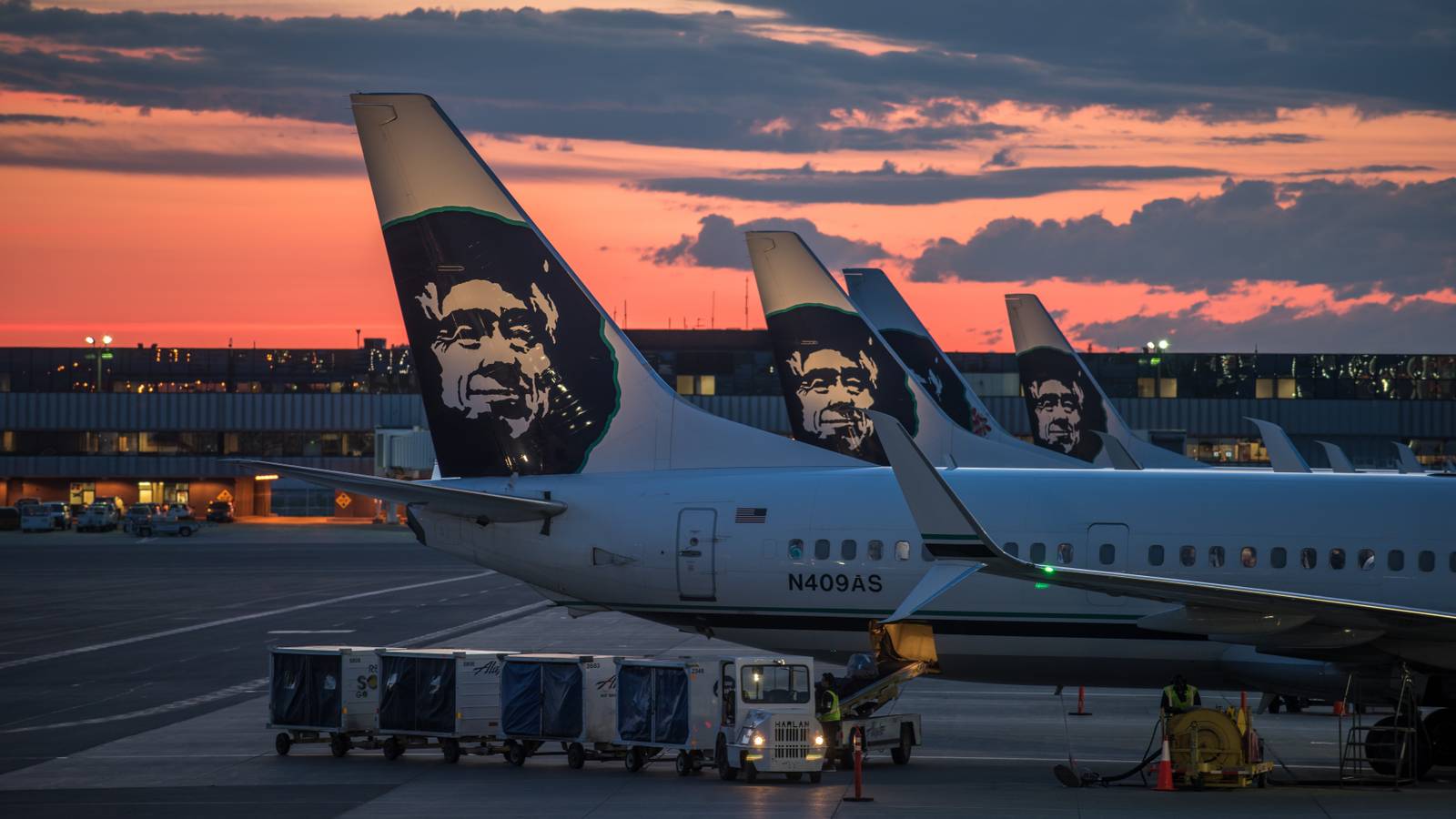 Alaska Airlines Connects Anchorage To New York & San Diego With Non-Stop Flights