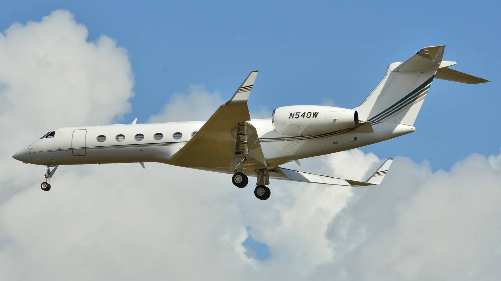 Why Did Oprah Winfrey Decide To Buy A Private Jet?