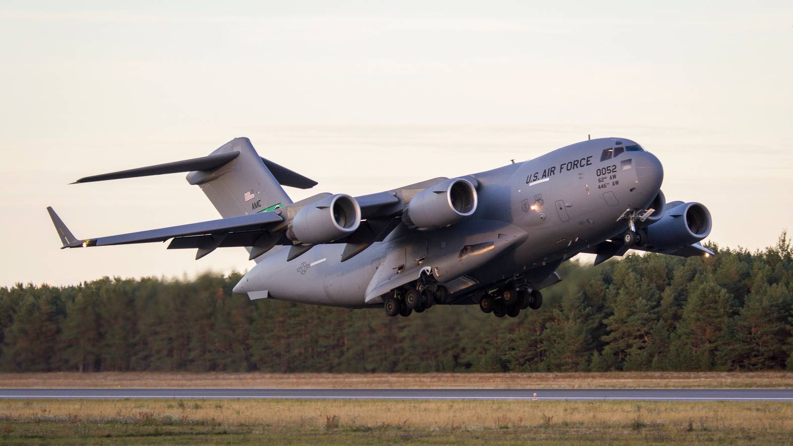 5 Fun Facts About The Boeing C-17 Globemaster III