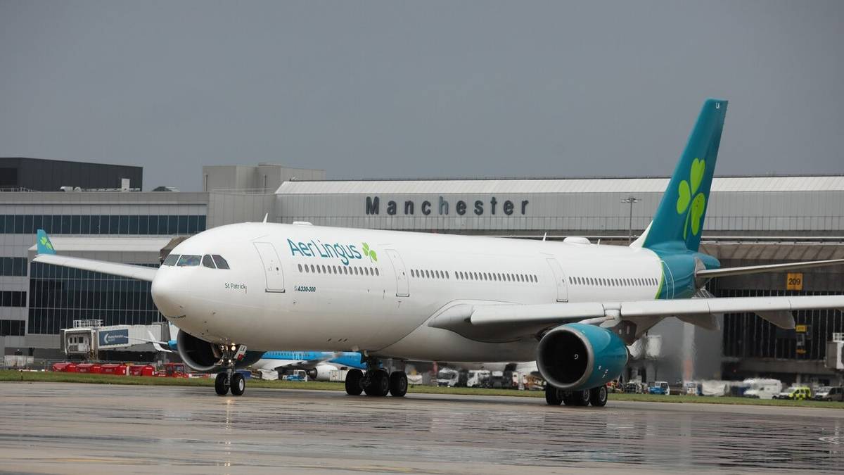 Aer Lingus Celebrates 2 Years Of Manchester Transatlantic Flights