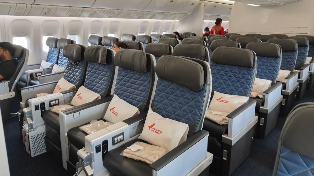 Do Any Airlines Allow Passengers To Select A Seat For Free?