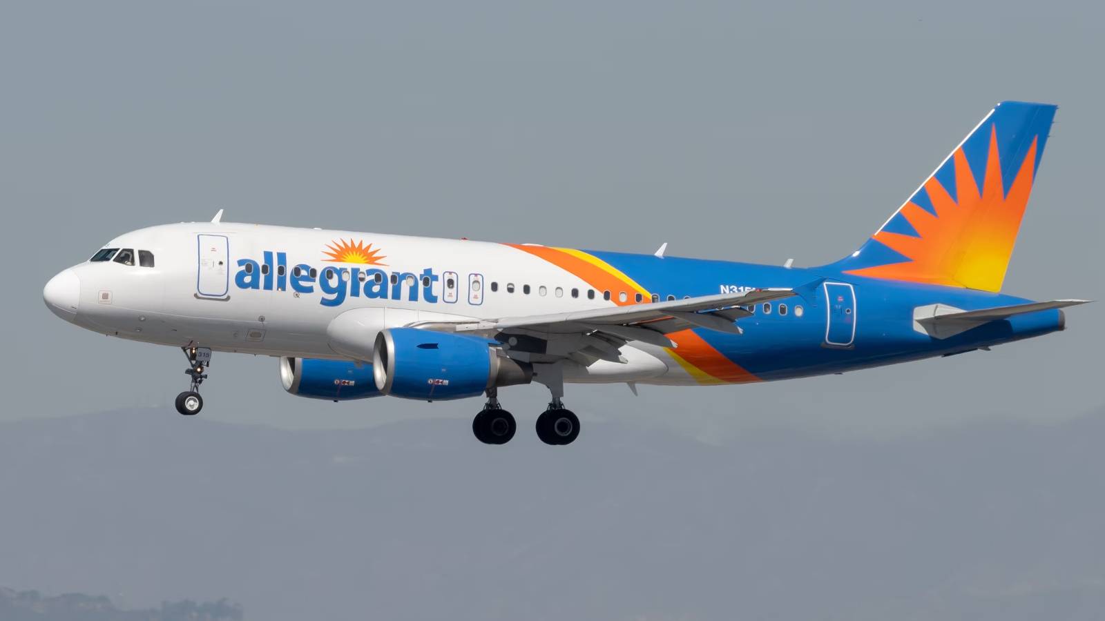 Which Airline Has The Densest Airbus A319 Seating?
