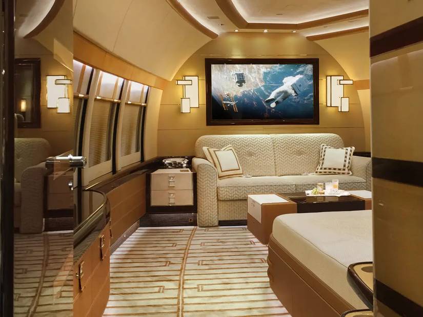 The Largest Private Jet In The World: A Look At The Boeing 747-8