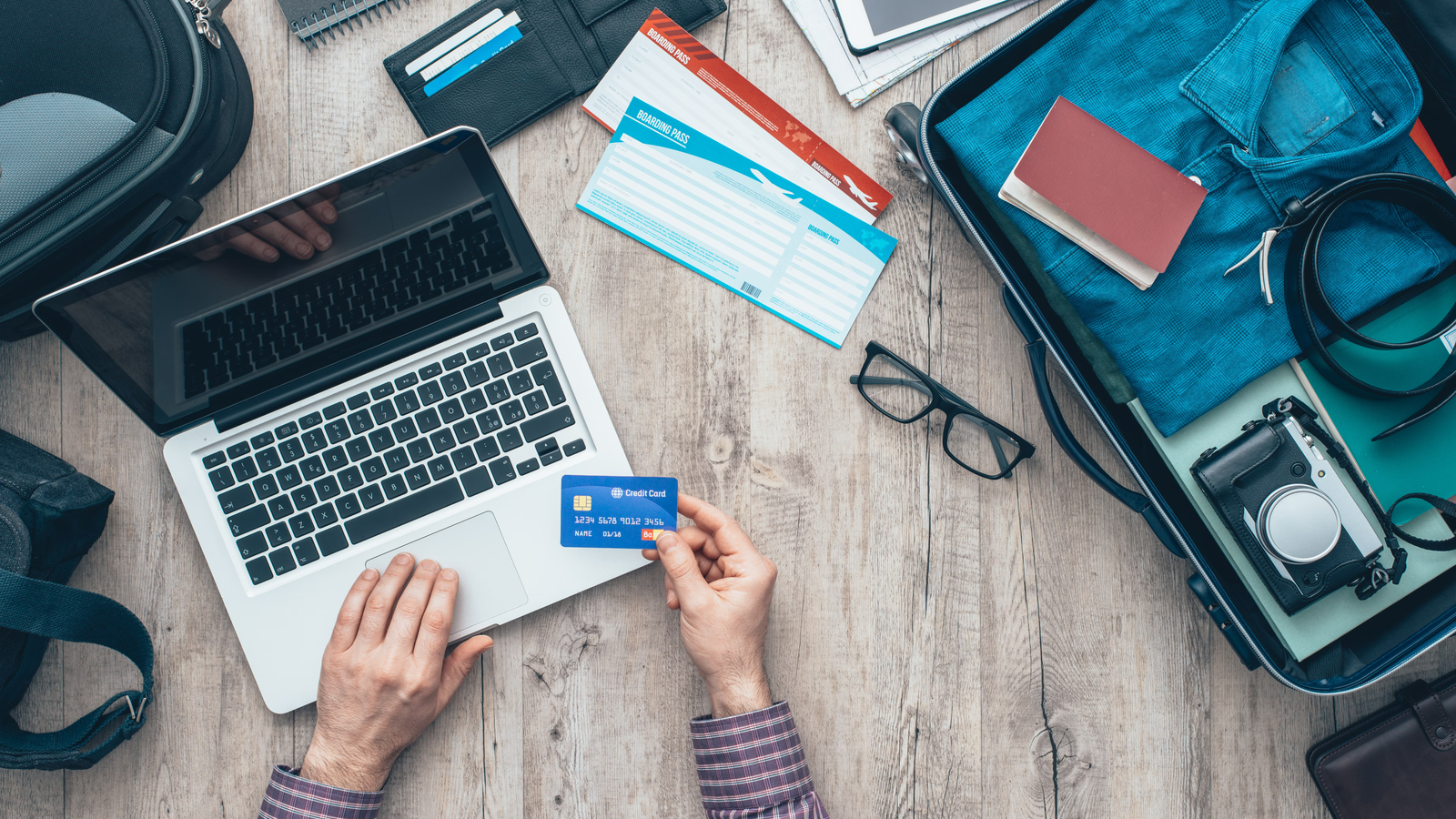 5 Top Air Travel Hacks From Industry Experts