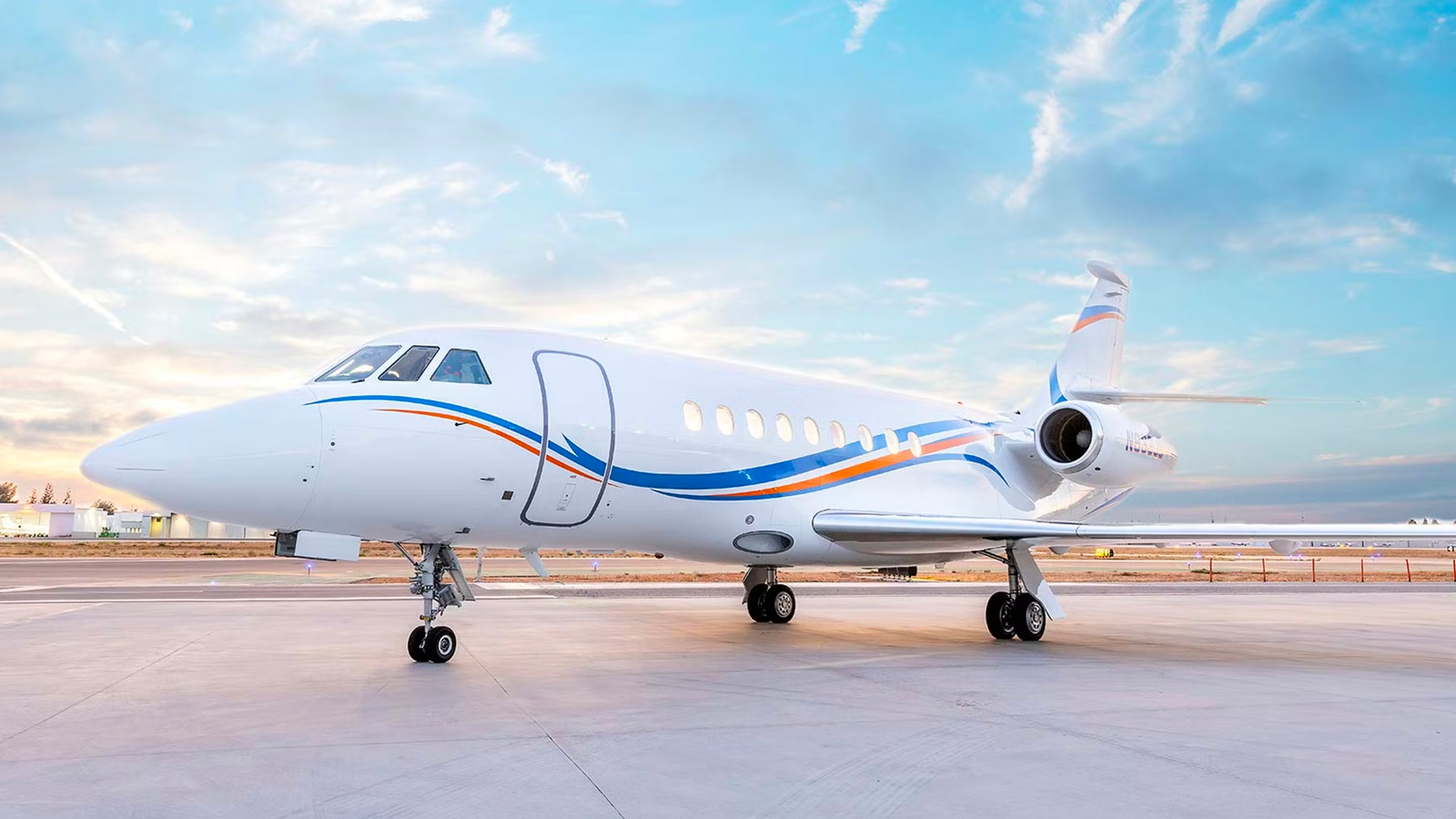 4 Unique Features Of The Dassault Falcon 2000