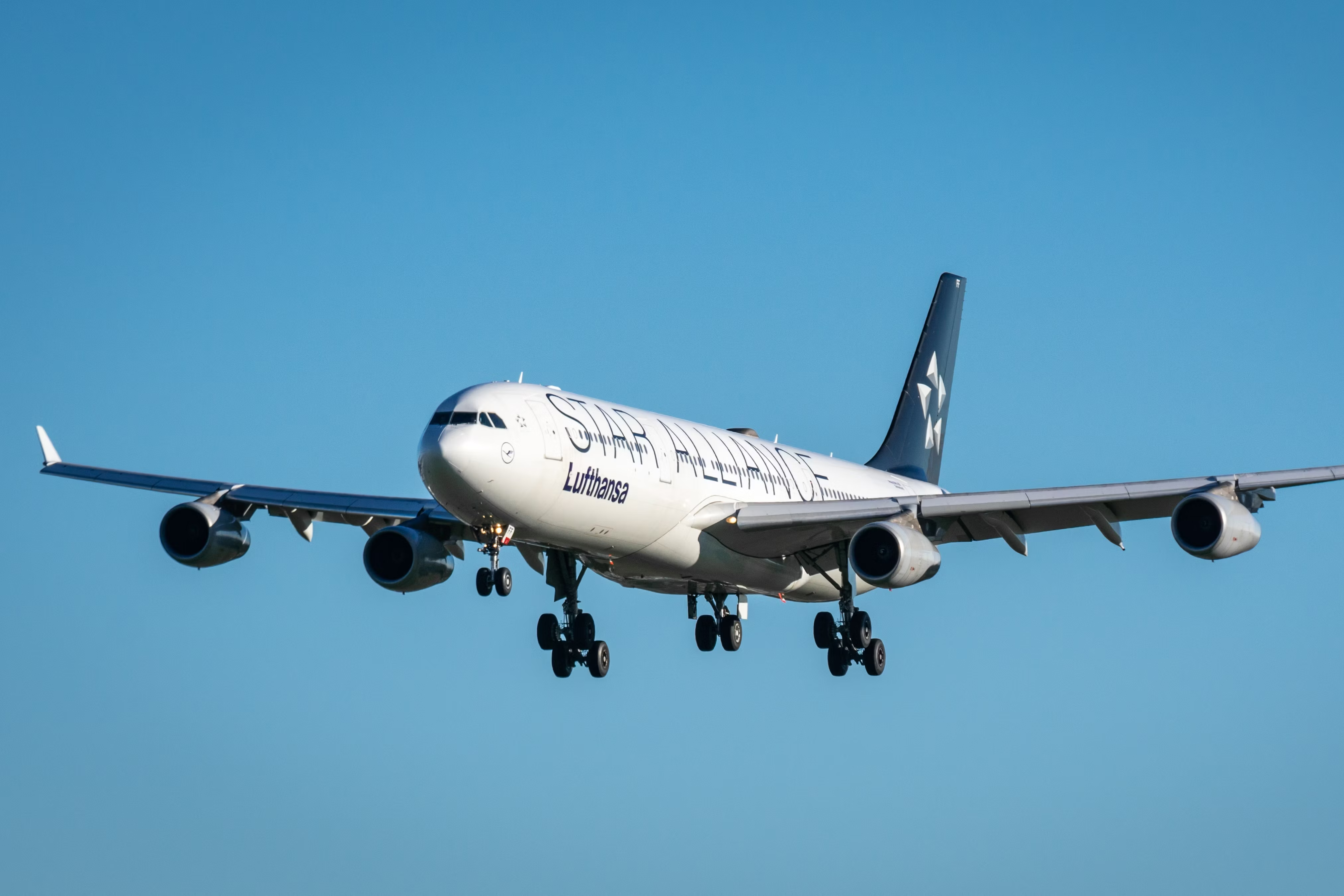 Chennai-Bound Lufthansa Airbus A340-300 Returns To Frankfurt Following Engine Issues