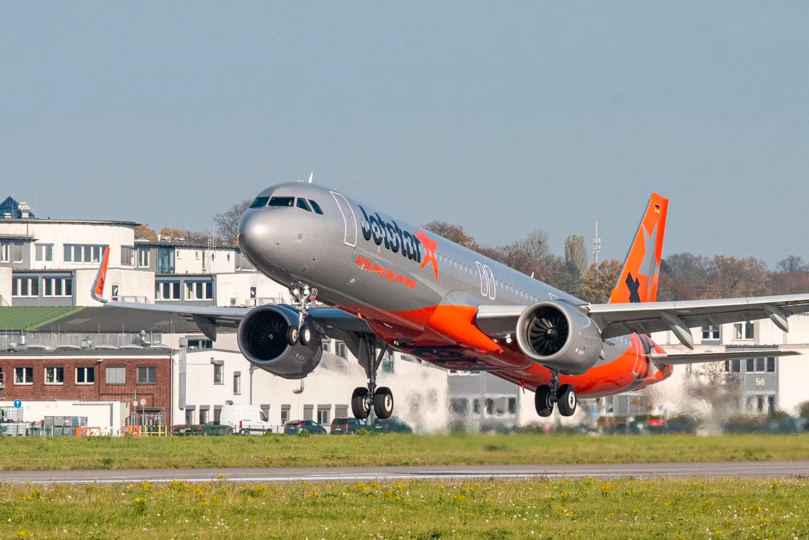 Jetstar AIRBUS A321LR ストラップ Up To 6h 40m: A Look At Jetstar's 3 New Airbus A321LR Routes