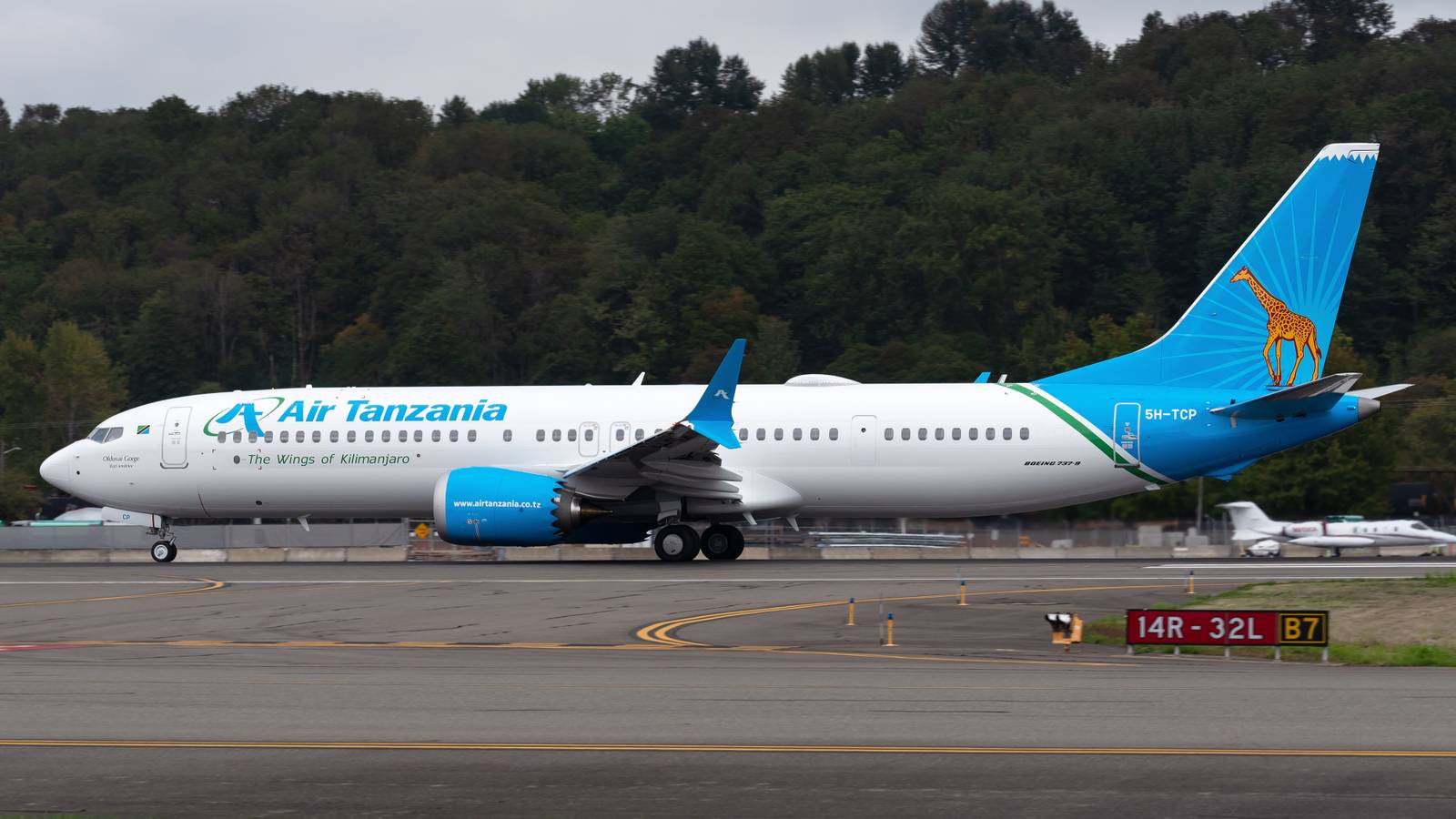 Air Tanzania Flies Its New Boeing 737 MAX 9 On First Service From Dar es Salaam To Dubai